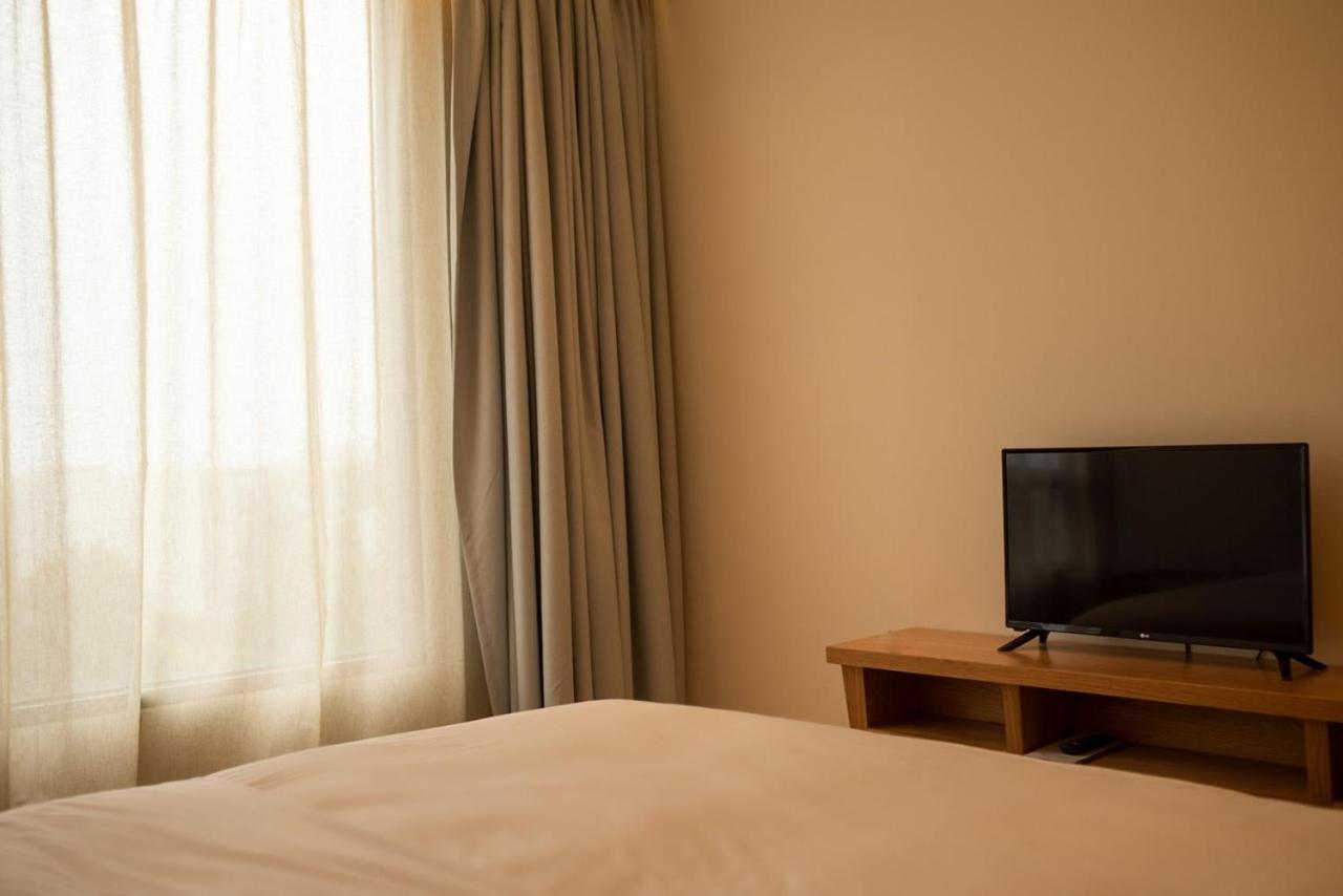 Villa seaview and apartment -Spa Da Nang Resort by JT group "Free pick up" view 4