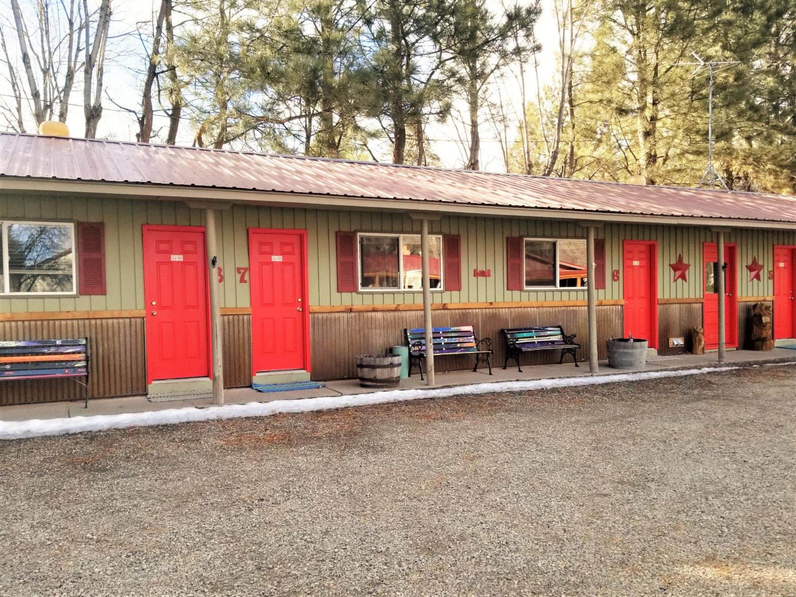 Outpost Motel on the River