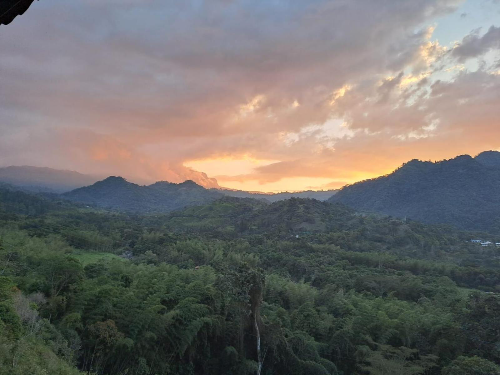 Mágica cabaña en la montaña