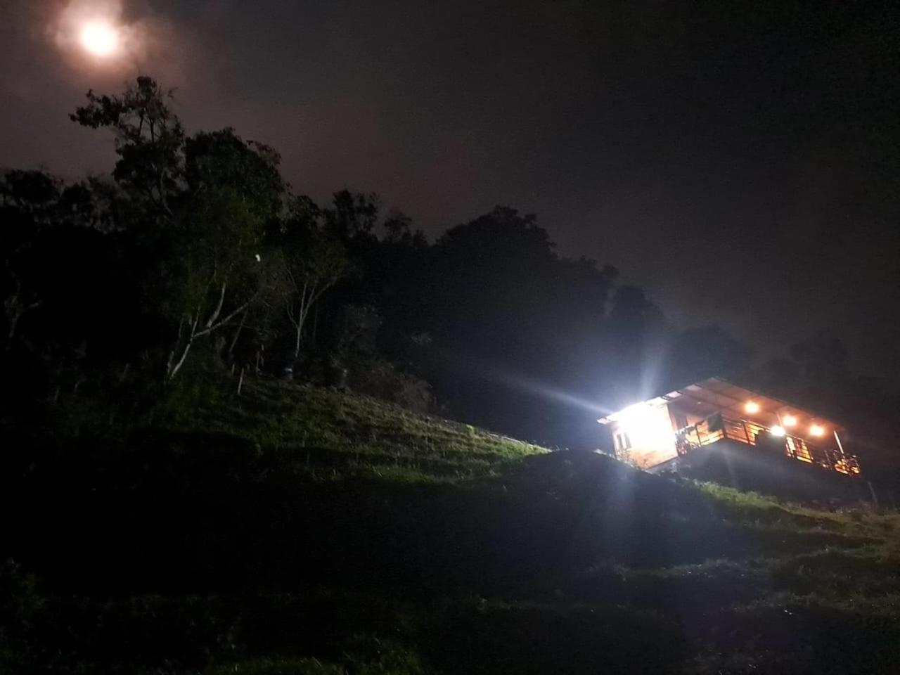 Mágica cabaña en la montaña