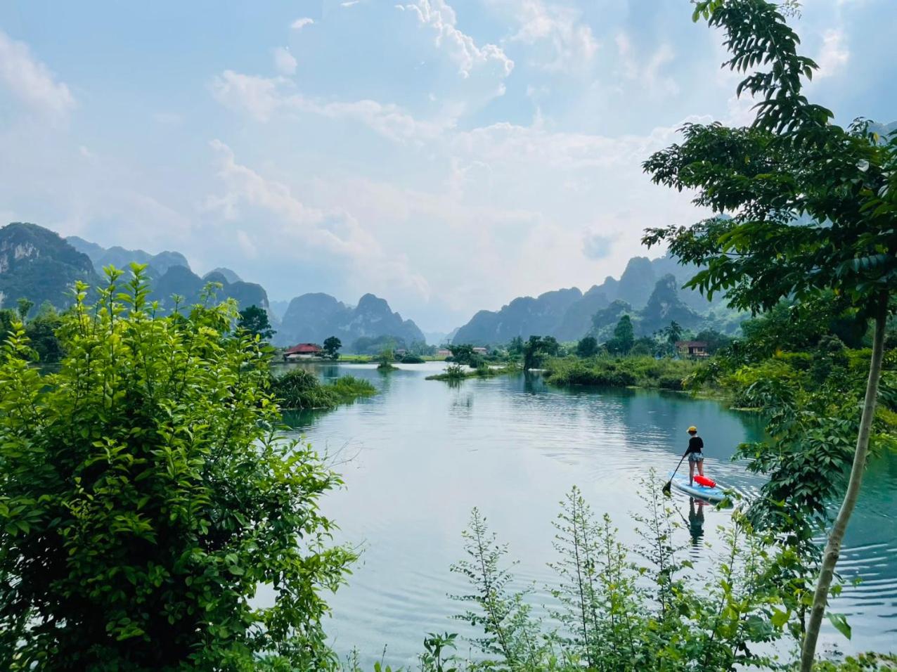 May Retreat - Huu Lung