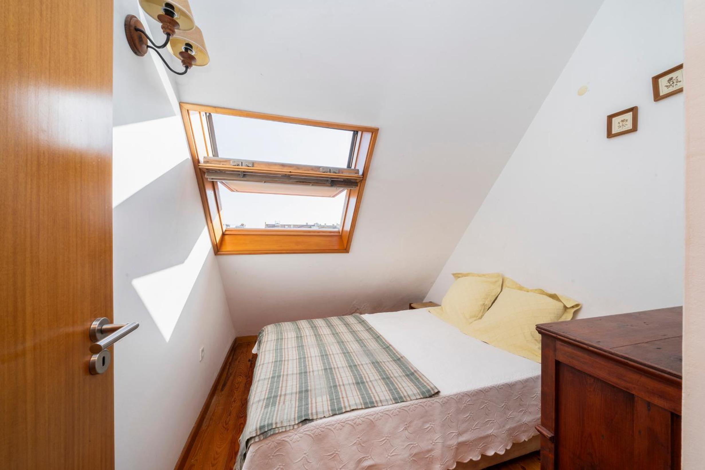 Casa Amarela, 9-room beach house view 4