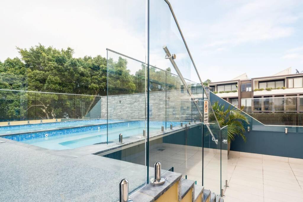 NEW! Ideal 1BR Beachside Studio with Pool
