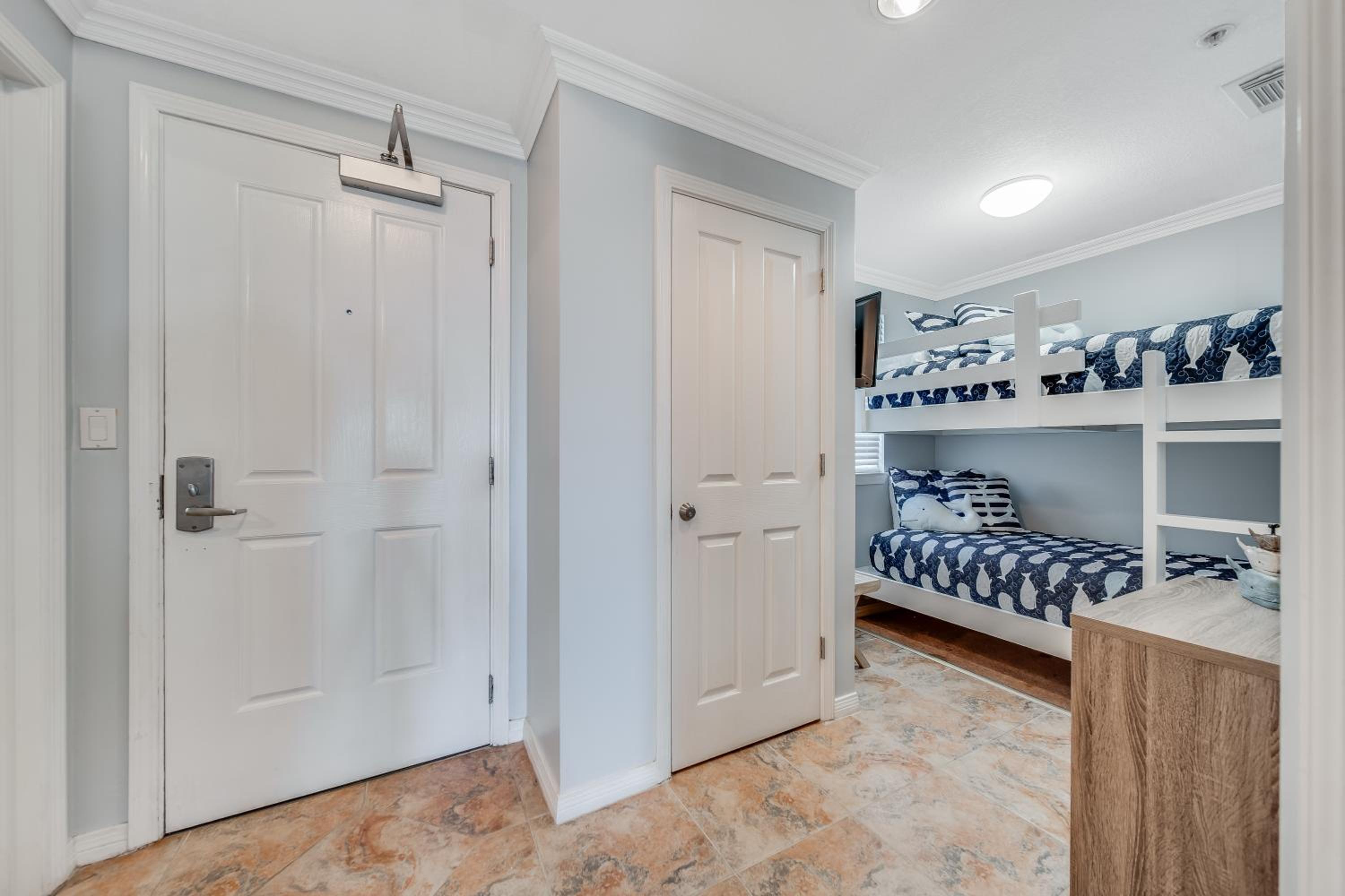 Destin West Gulfside 504 - Amazing Beach View - Free Beach Service - Must See! view 3