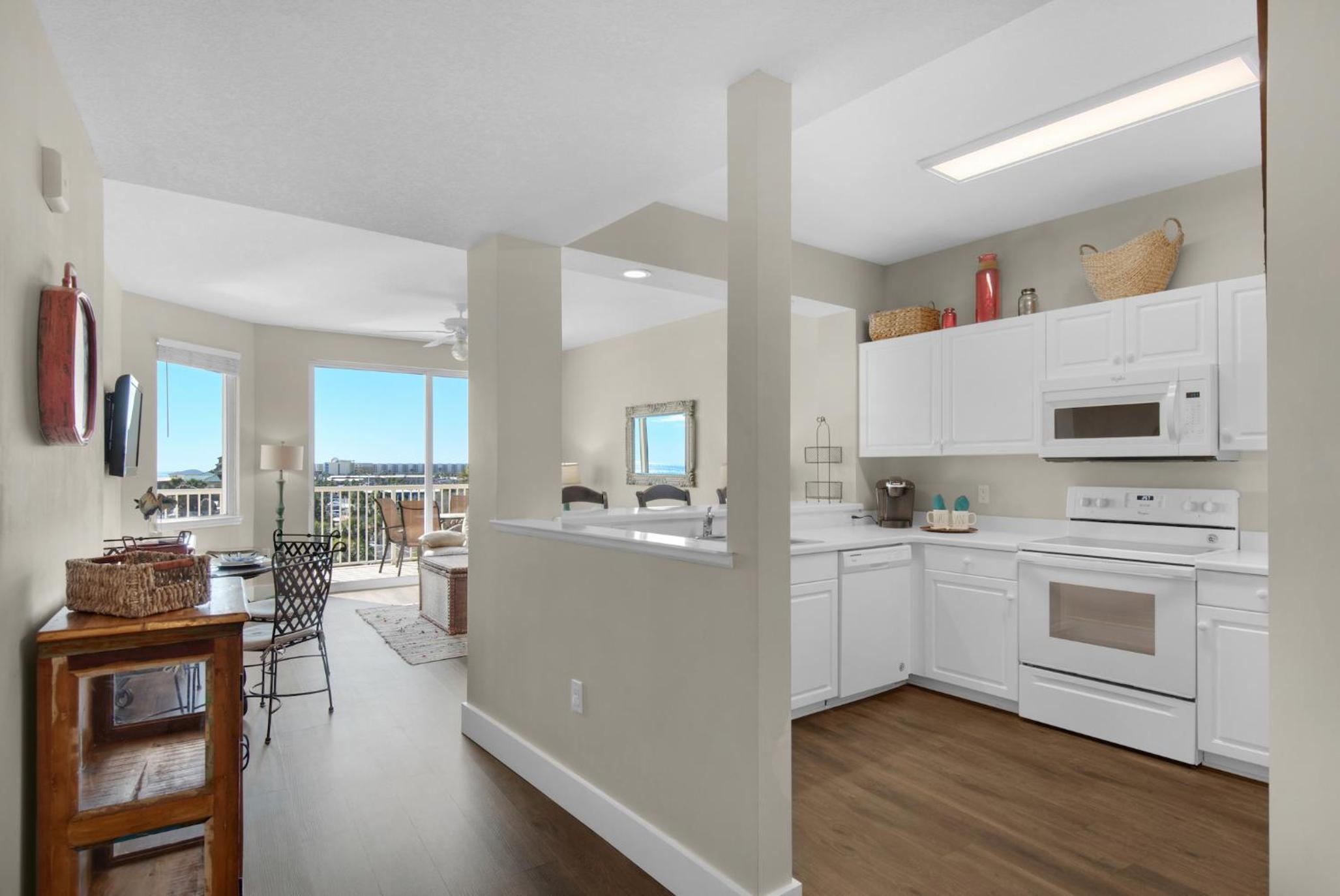 Destin West Gulfside 506 - Amazing Beach and Pool Views! view 3
