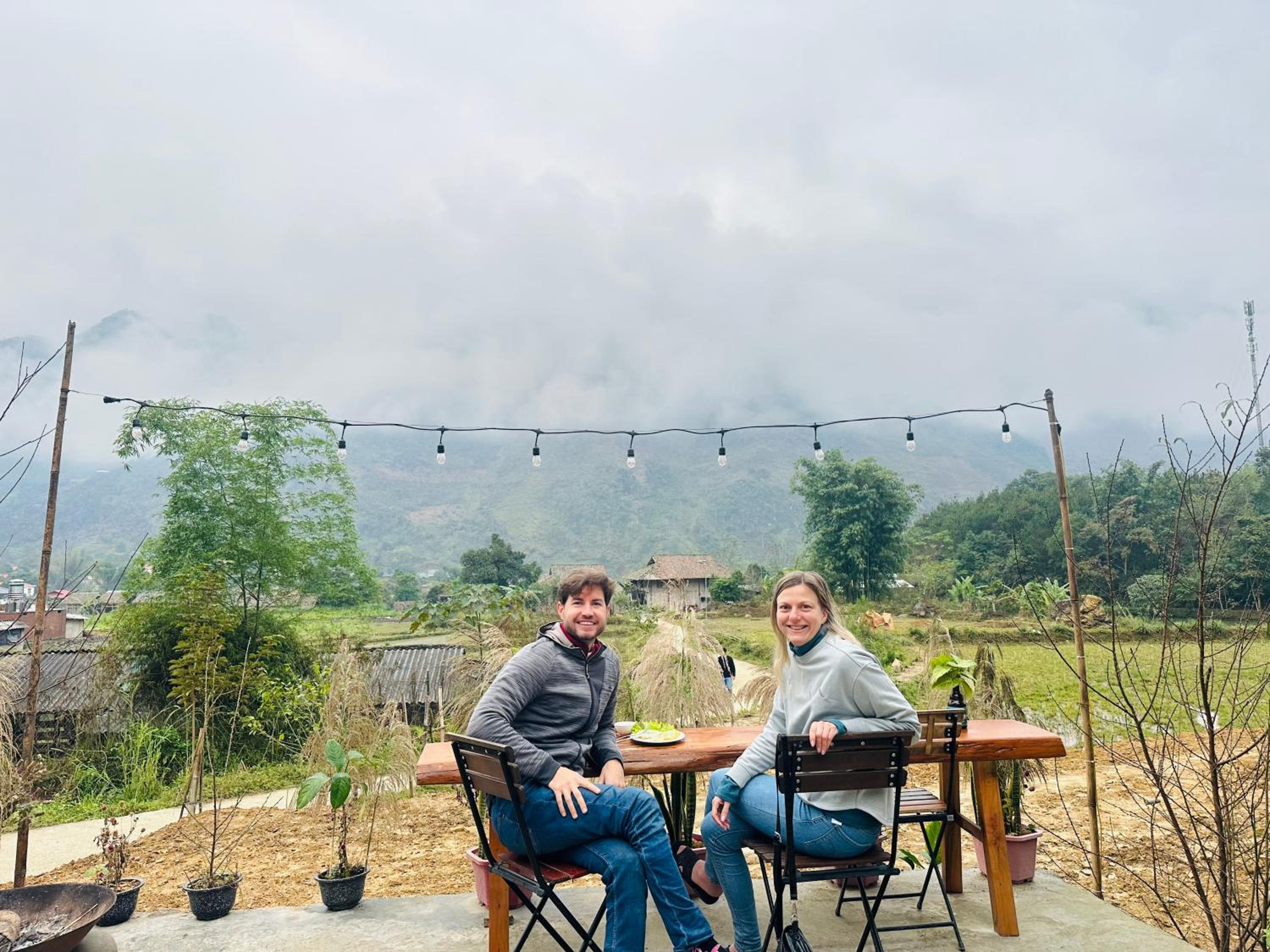 Du Gia Field View Homestay
