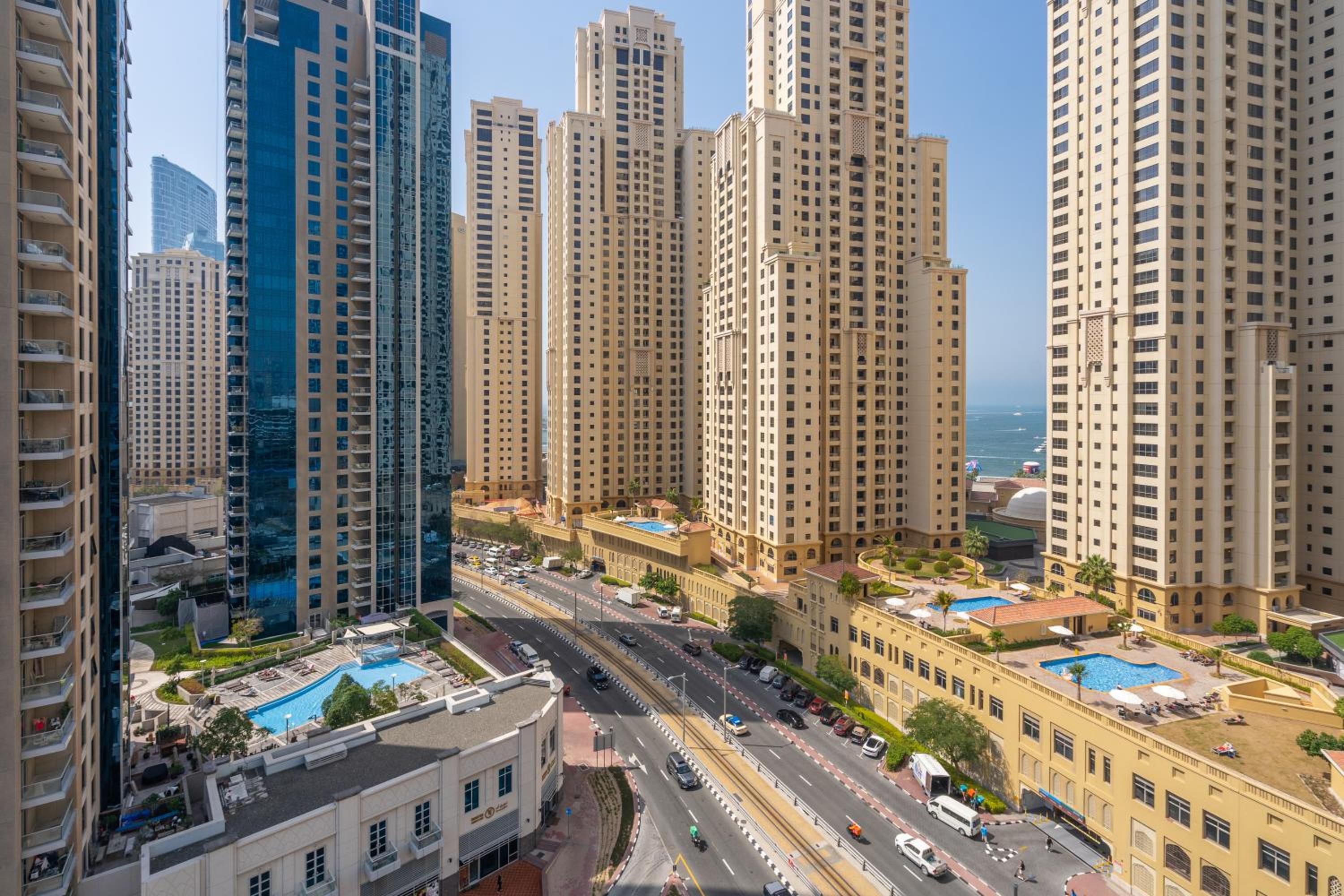 Exceptional Marina View & Location- Large & Bright 1BDR Apartment- 3mn to JBR, Tram & Beach- up to 5