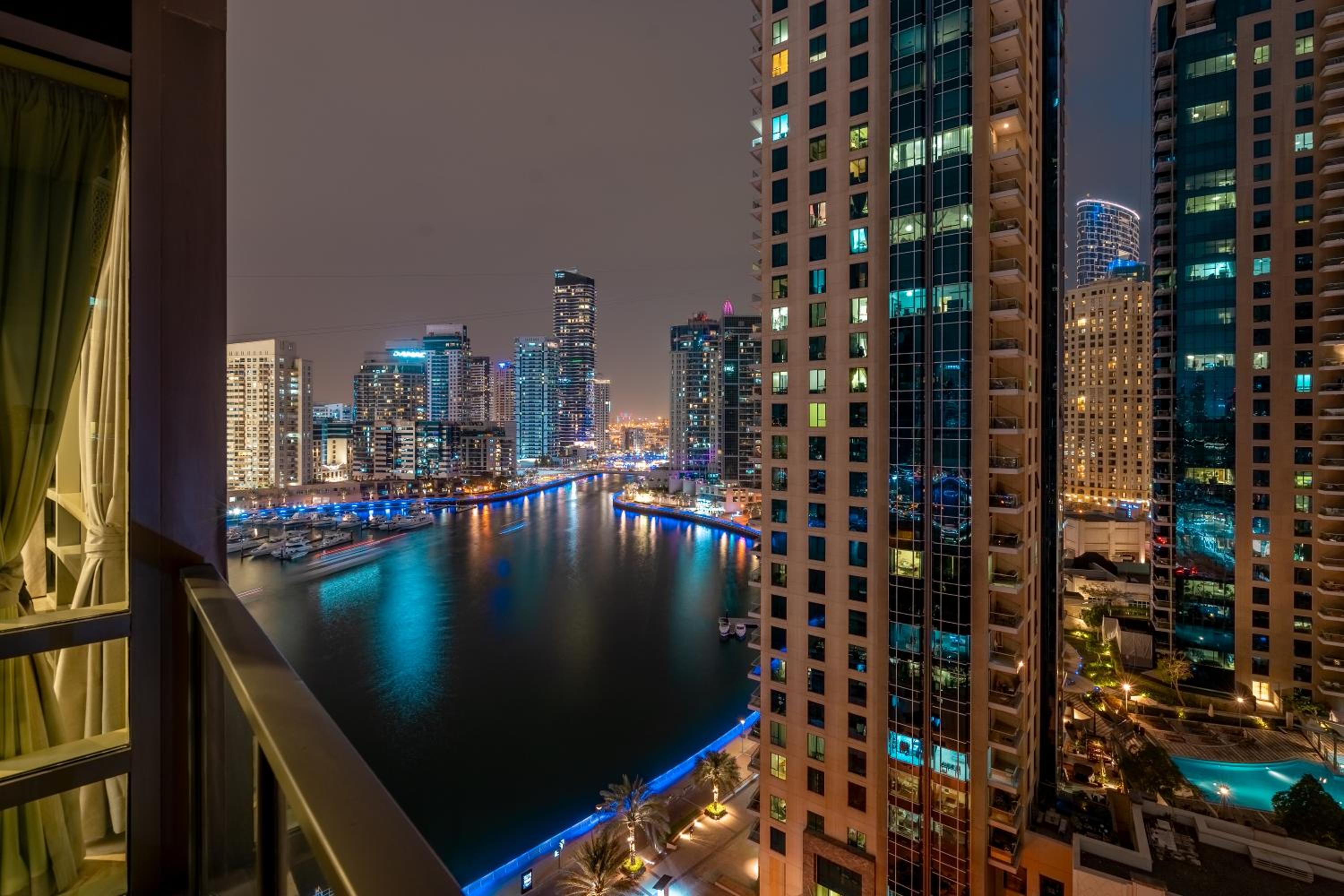 Exceptional Marina View & Location- Large & Bright 1BDR Apartment- 3mn to JBR, Tram & Beach- up to 5