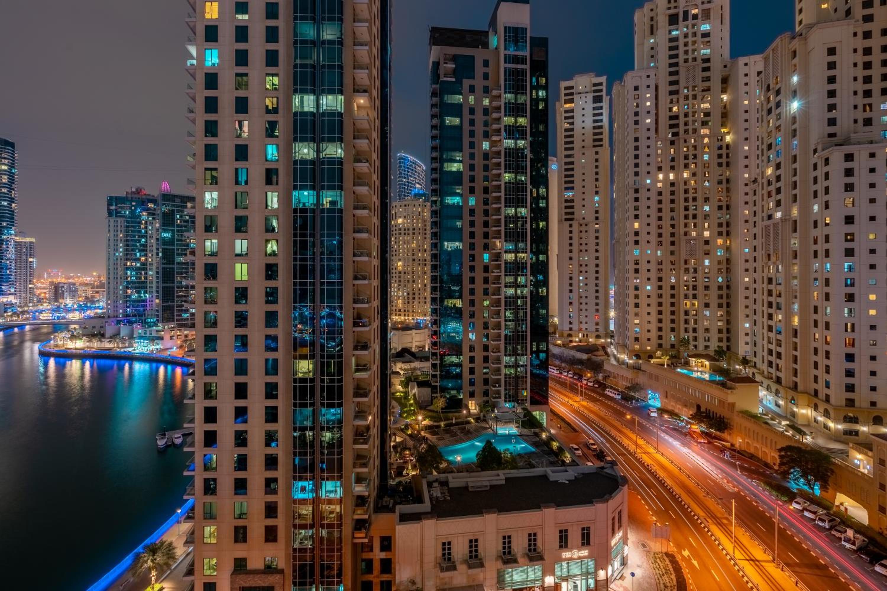 Exceptional Marina View & Location- Large & Bright 1BDR Apartment- 3mn to JBR, Tram & Beach- up to 5