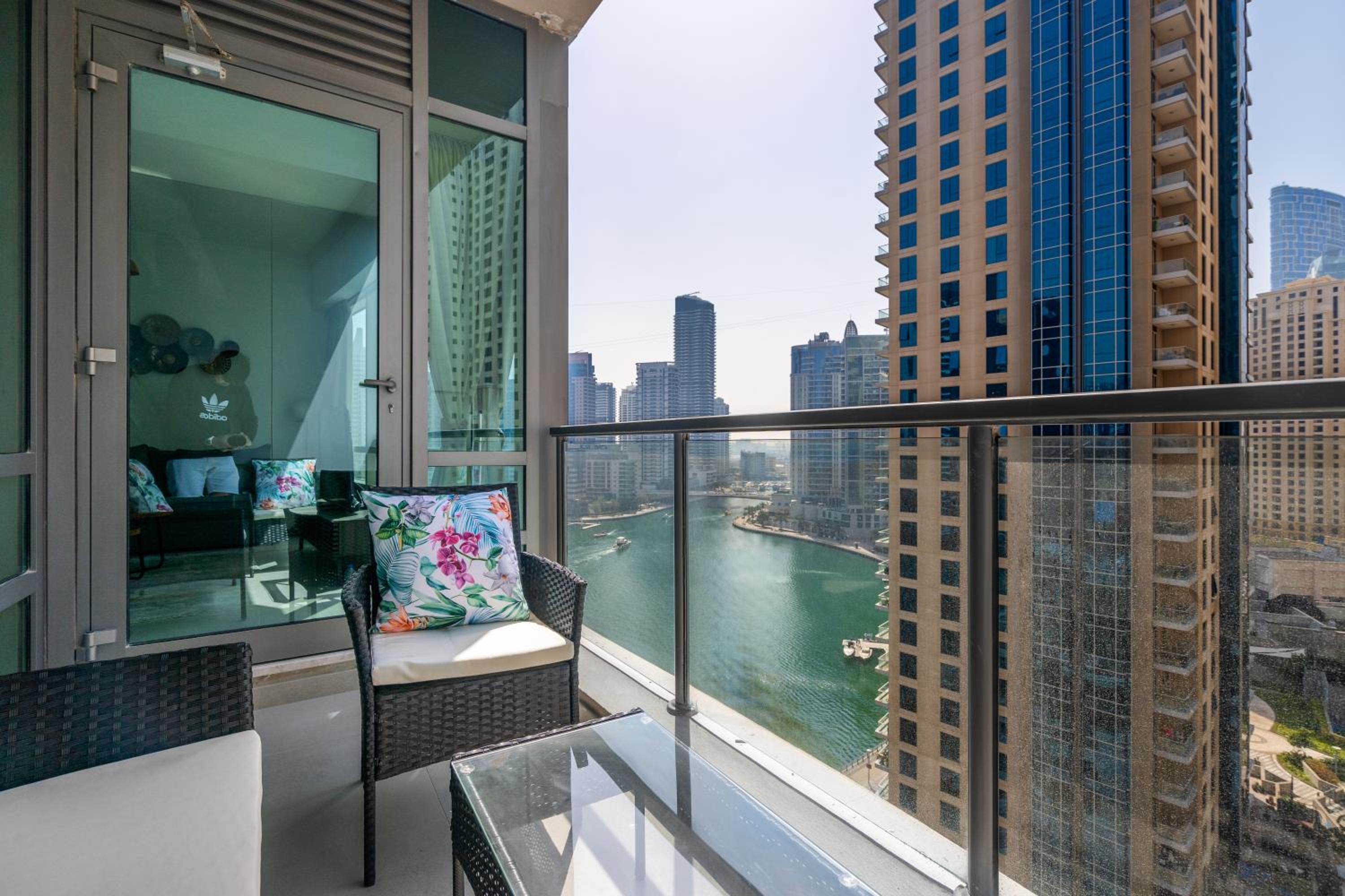 Exceptional Marina View & Location- Large & Bright 1BDR Apartment- 3mn to JBR, Tram & Beach- up to 5
