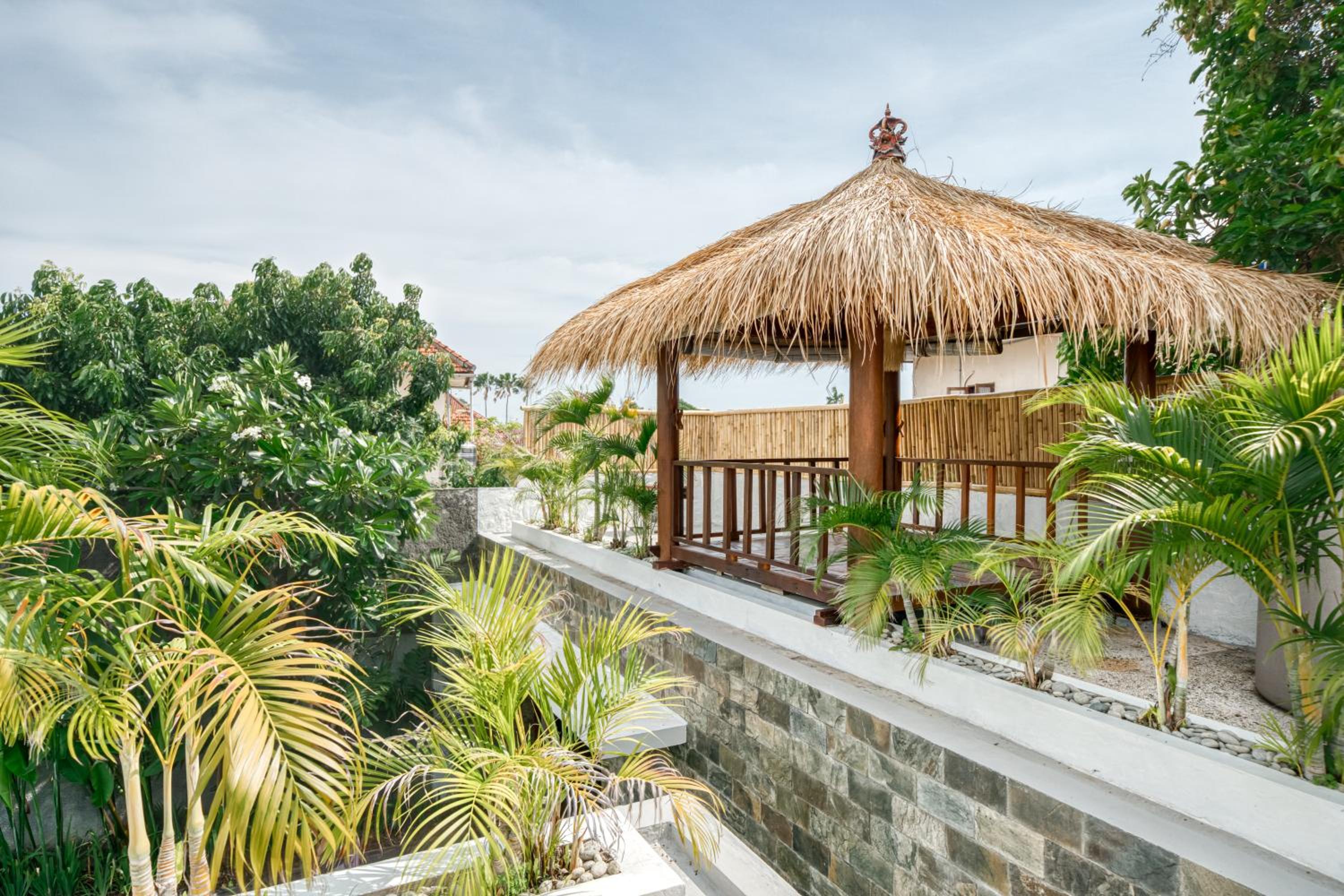 Villa Duadewi 4BR in the Heart of Seminyak by Santi Management