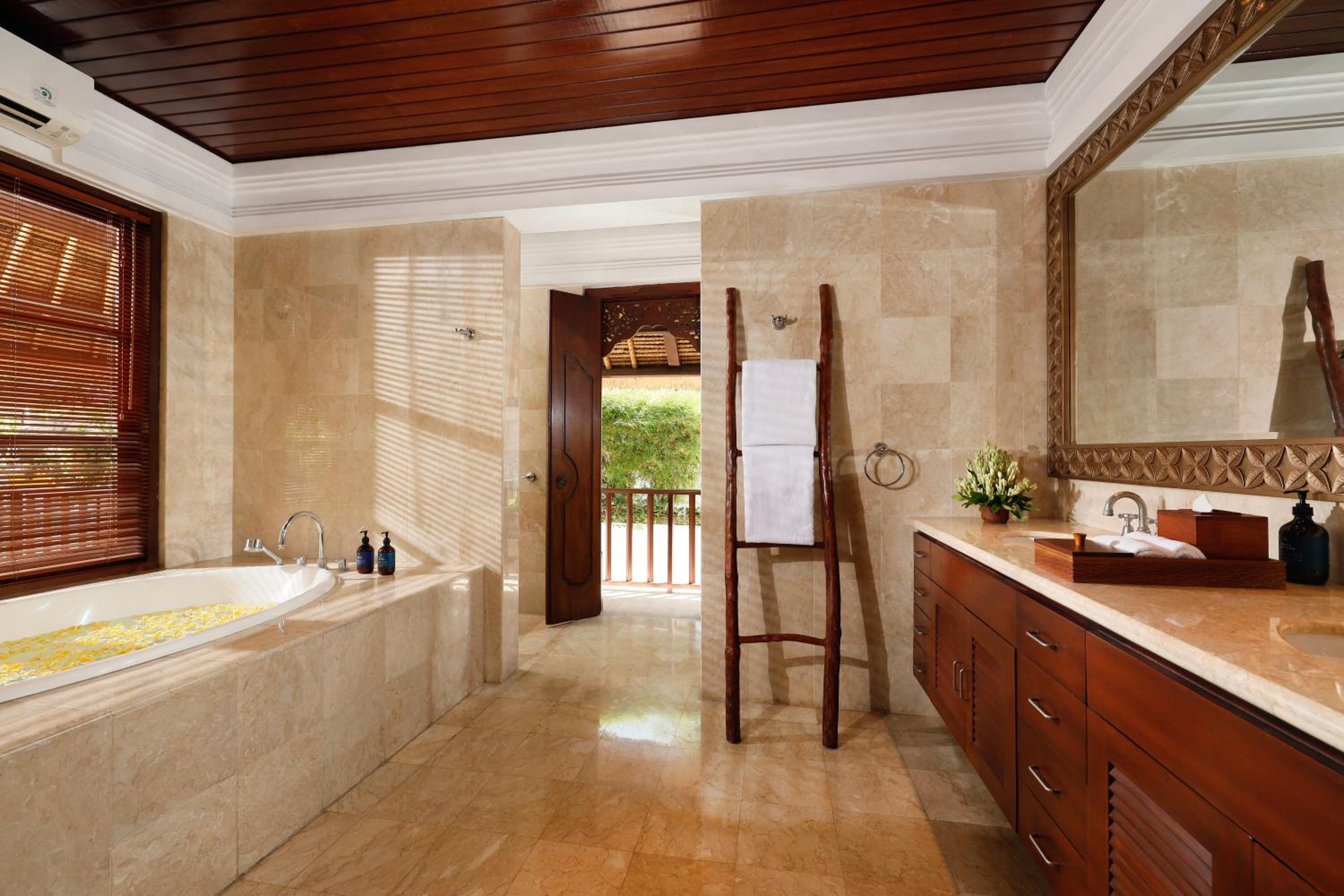 Jimbaran Beach Villas by Nakula