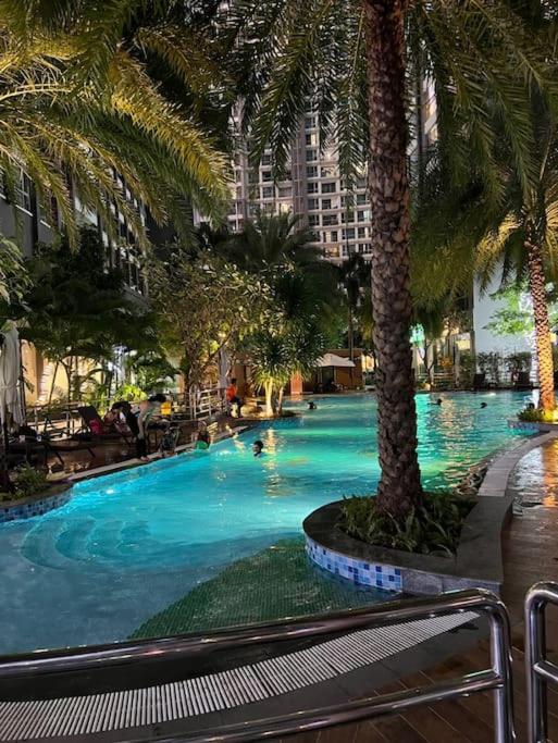 Park 4 Vinhomes Central Park 2BR- A scenic and luxurious retreat