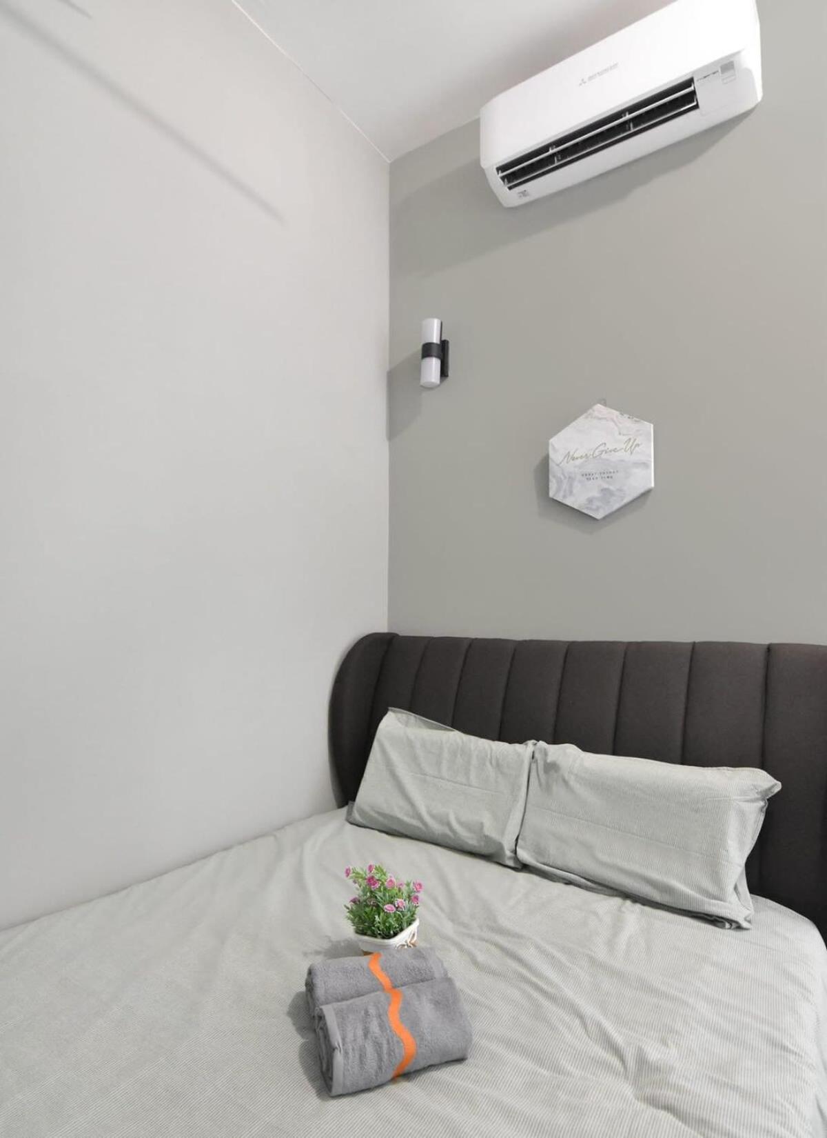 A Stylish & Comfy 2BR KLGCC Apt Free Parking