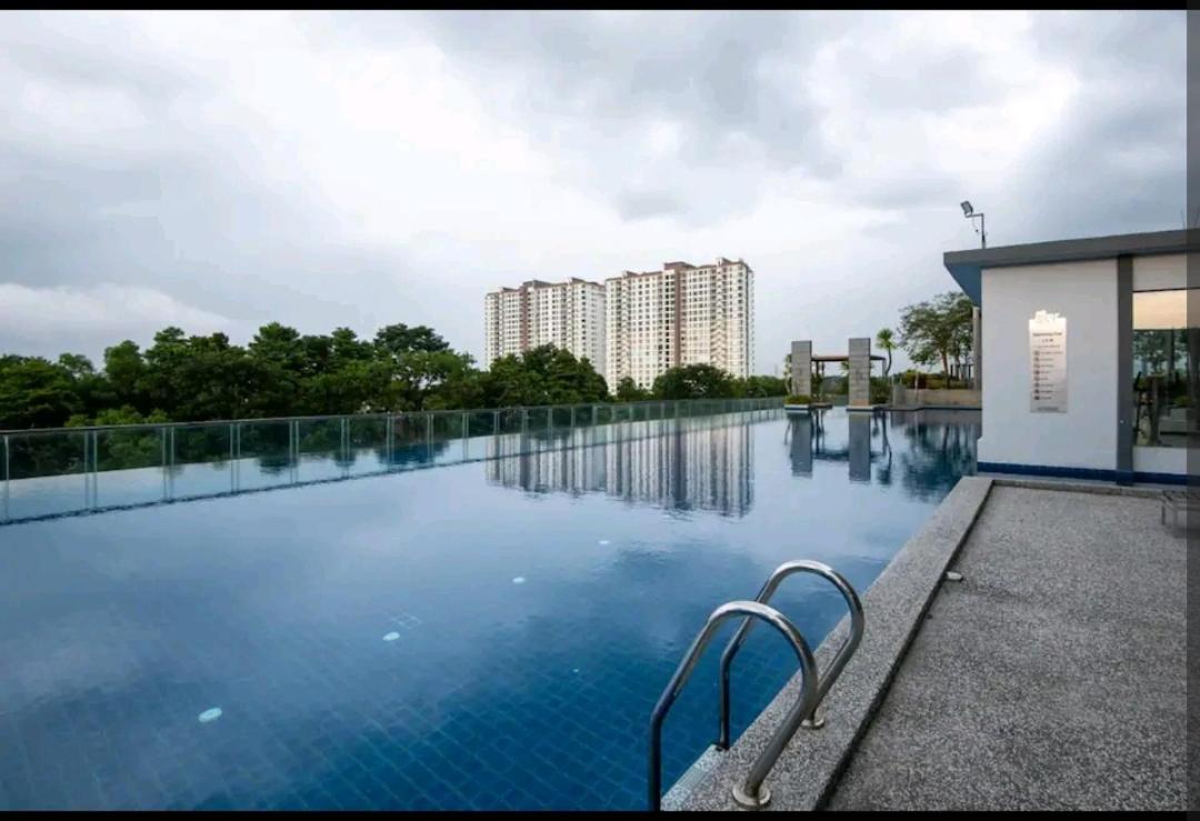HCK24 2br Aeon Bukit Indah Legoland Johor Bahru