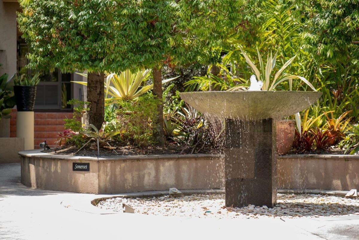 The Nest Cairns - 4 pools BBQ & Resort