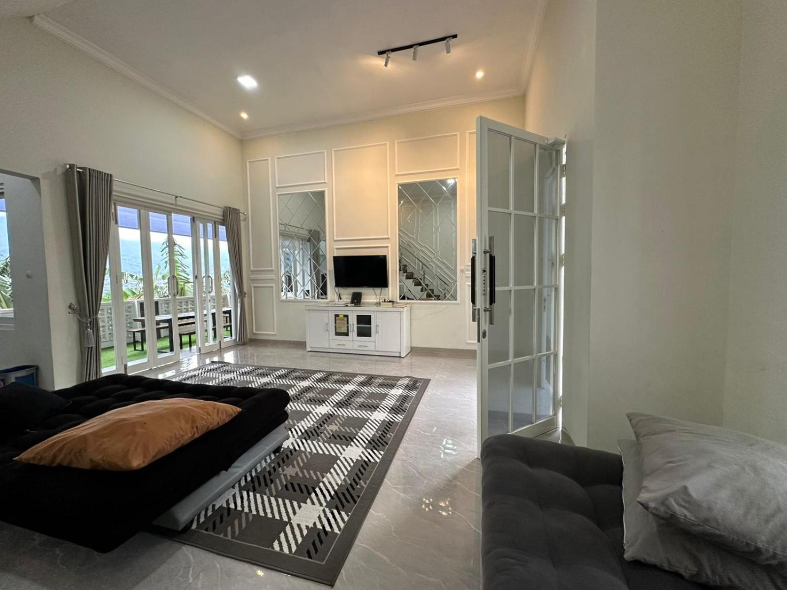 Daisha Villa - Batu (Private Pool) view 2