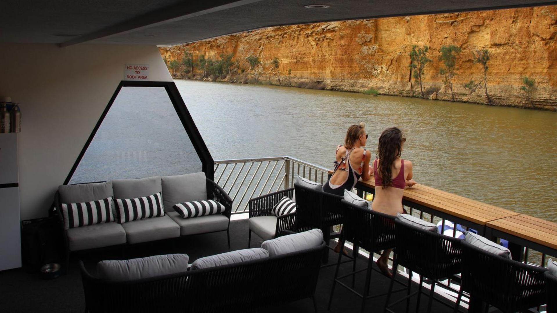 Wow Houseboats Pty Ltd