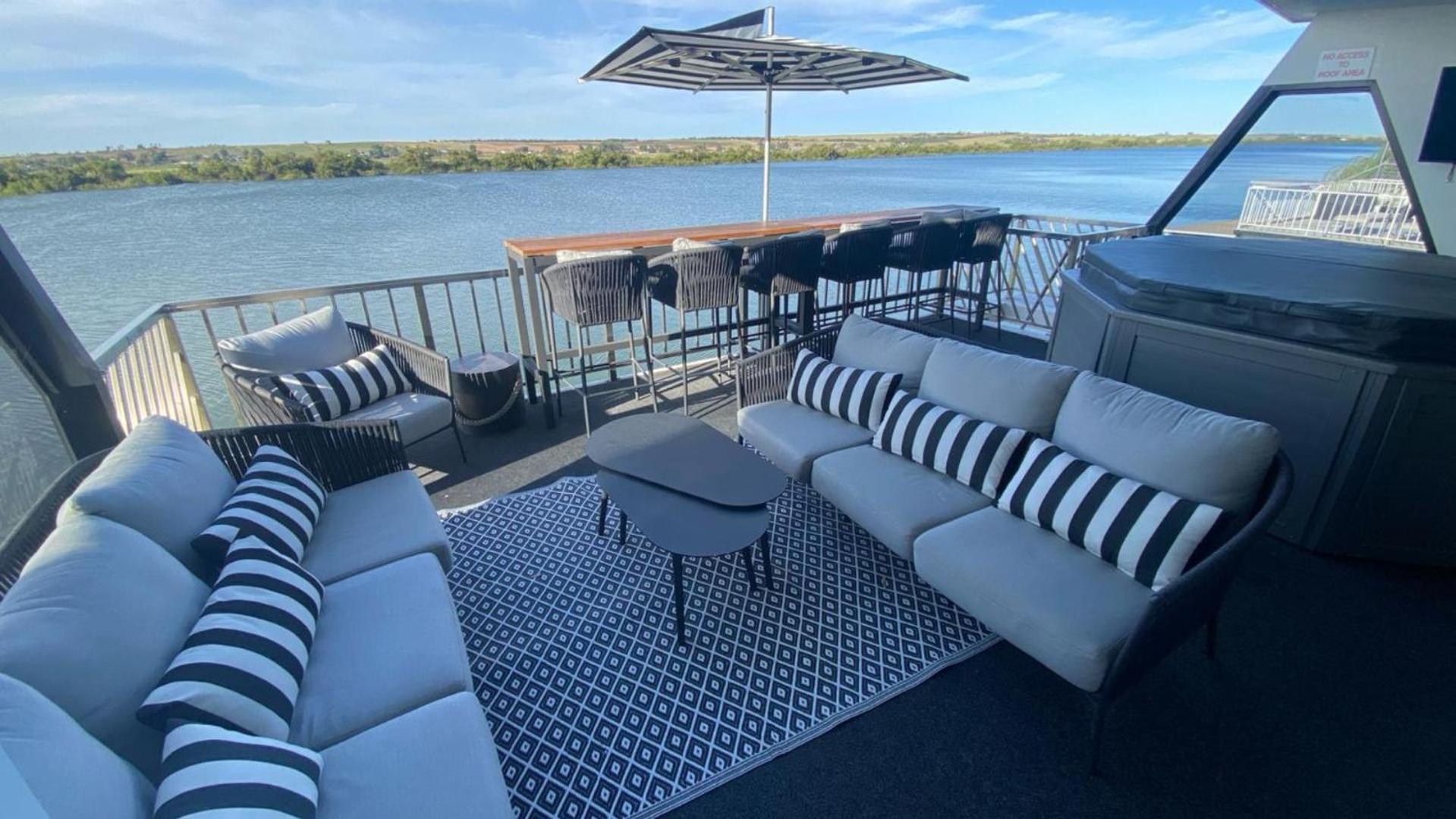 Wow Houseboats Pty Ltd