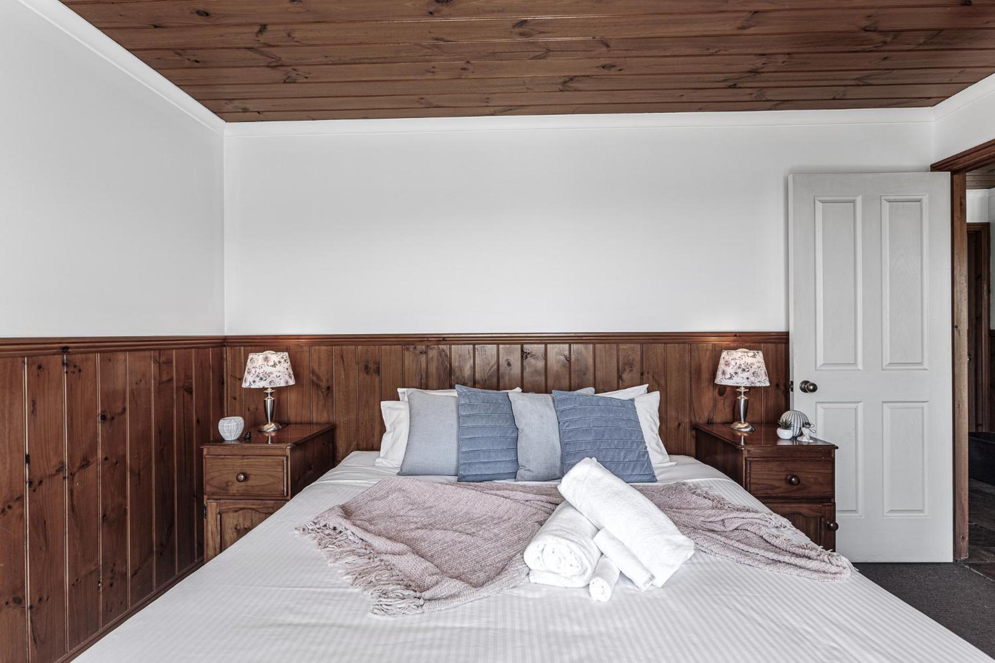 Apollo Bay Cottages- Sabine