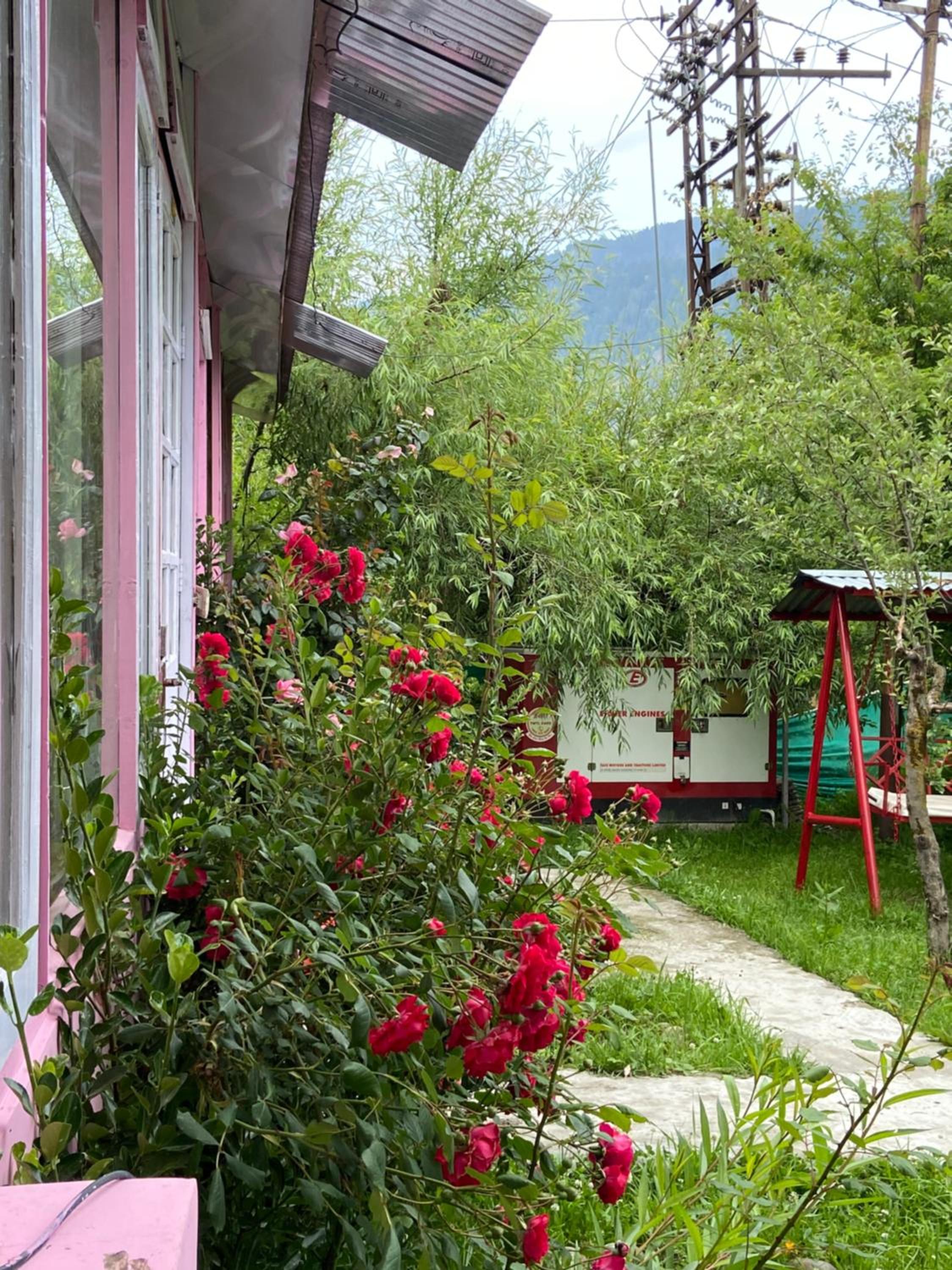 SAIRRA - Hotel & Restaurant