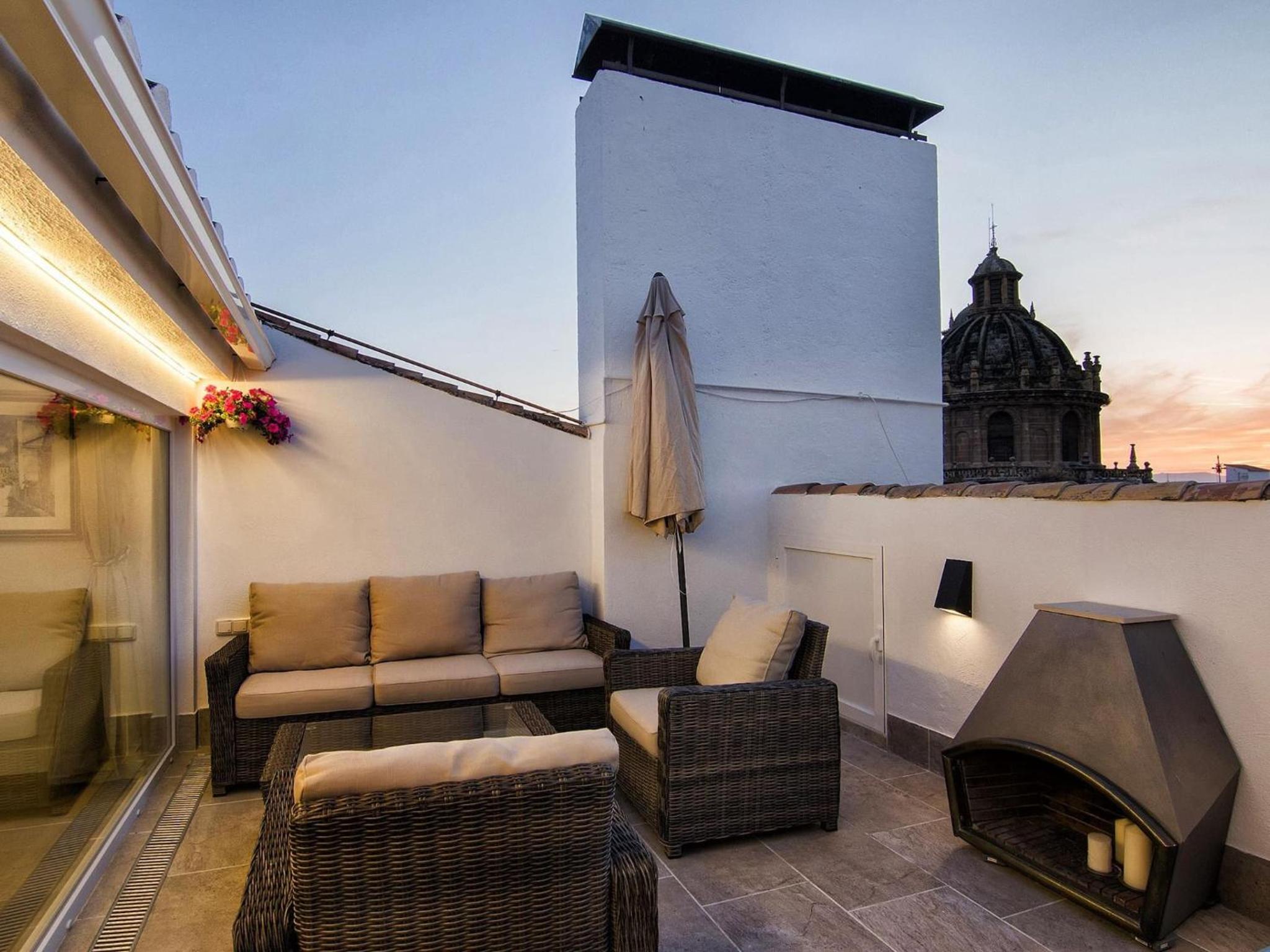 ChezmoiHomes Premium Loft Private Terrace