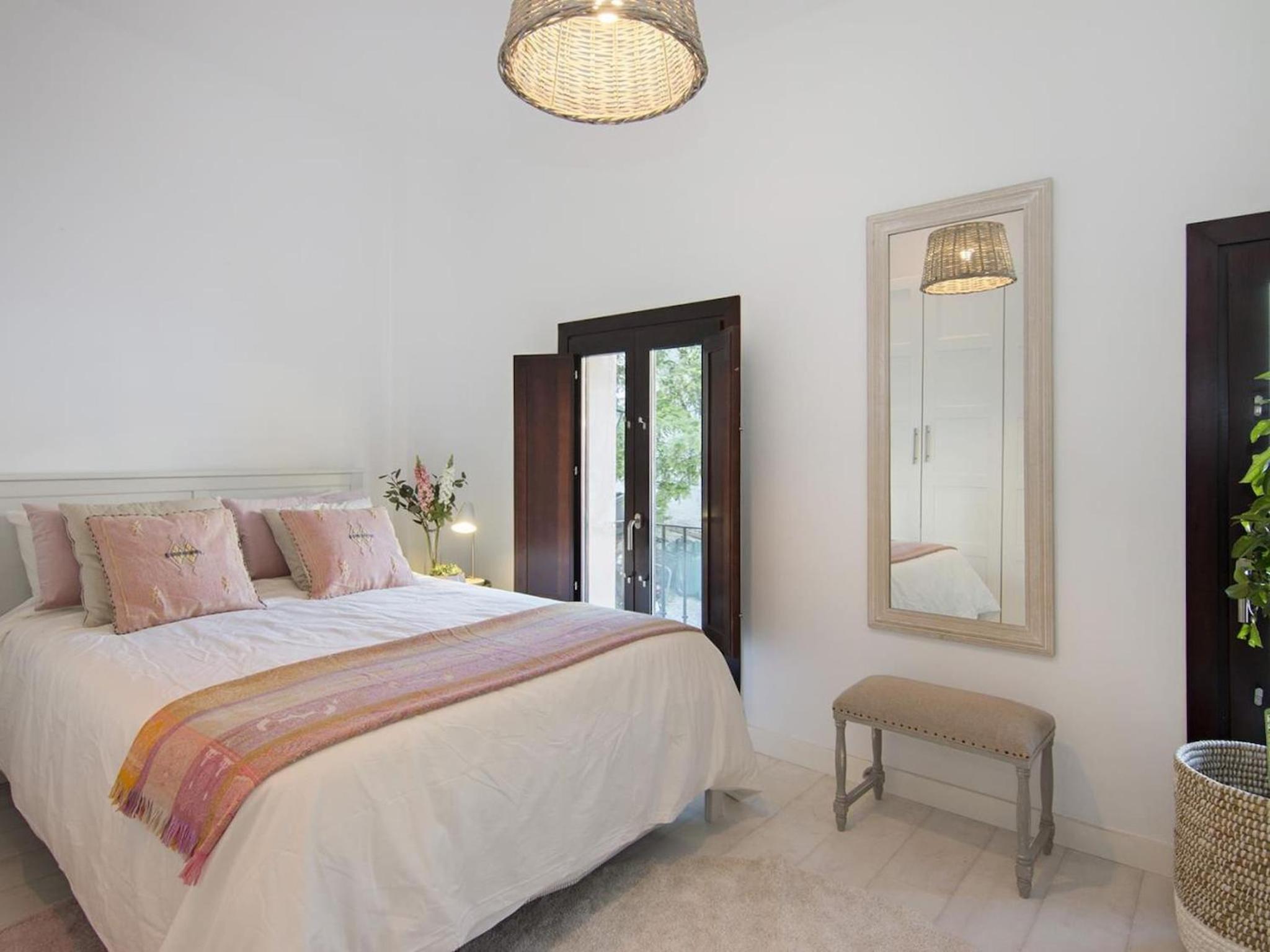 ChezmoiHomes Alhambra Boutique Terrace