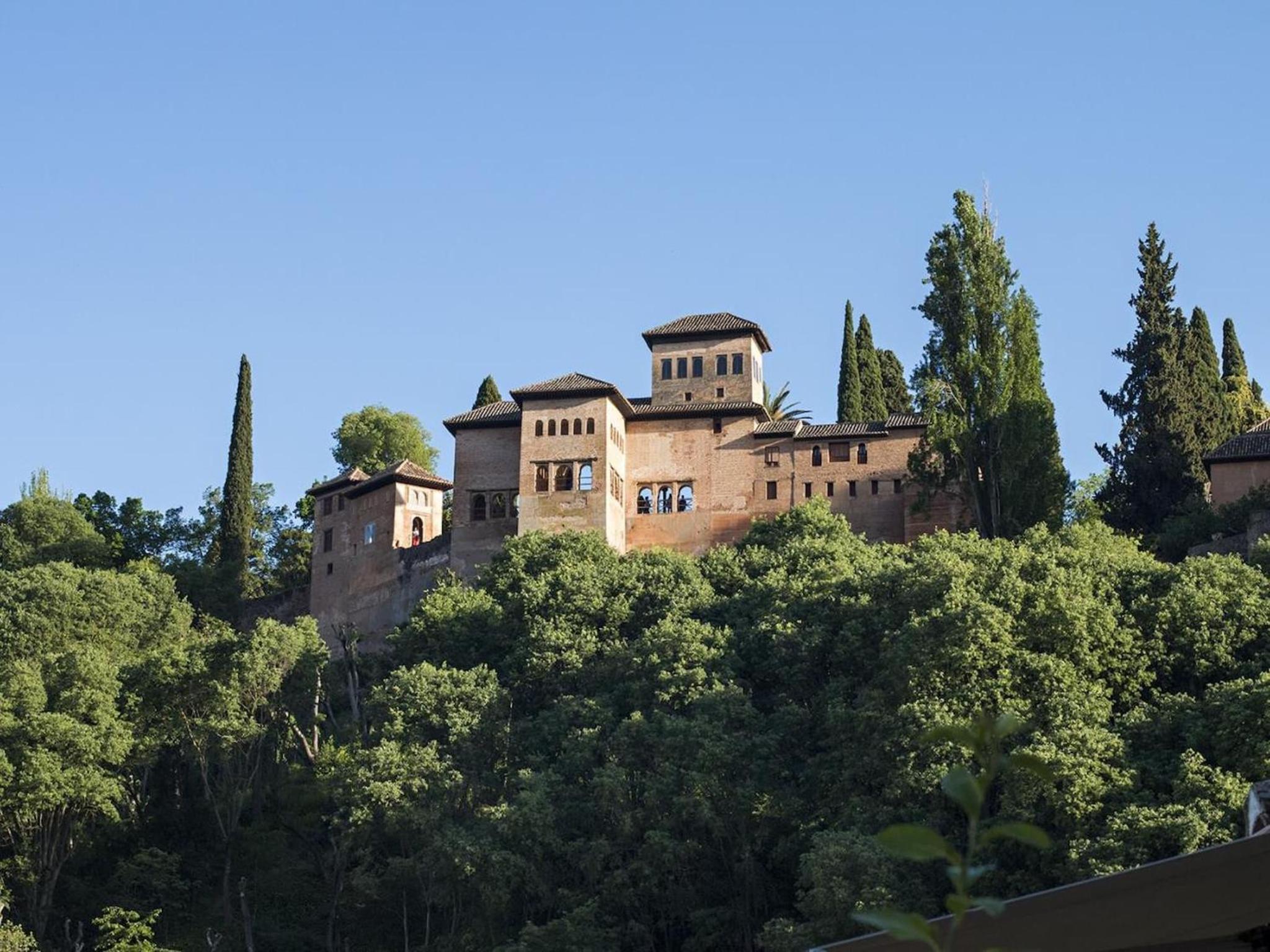 ChezmoiHomes Alhambra Boutique Terrace