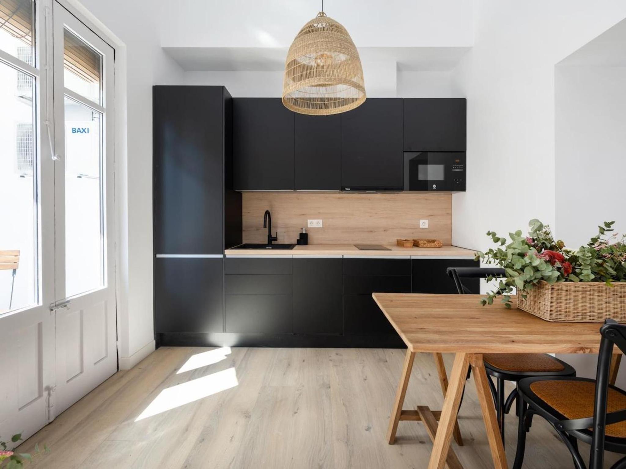 Bright and Elegant Gran Via apartments