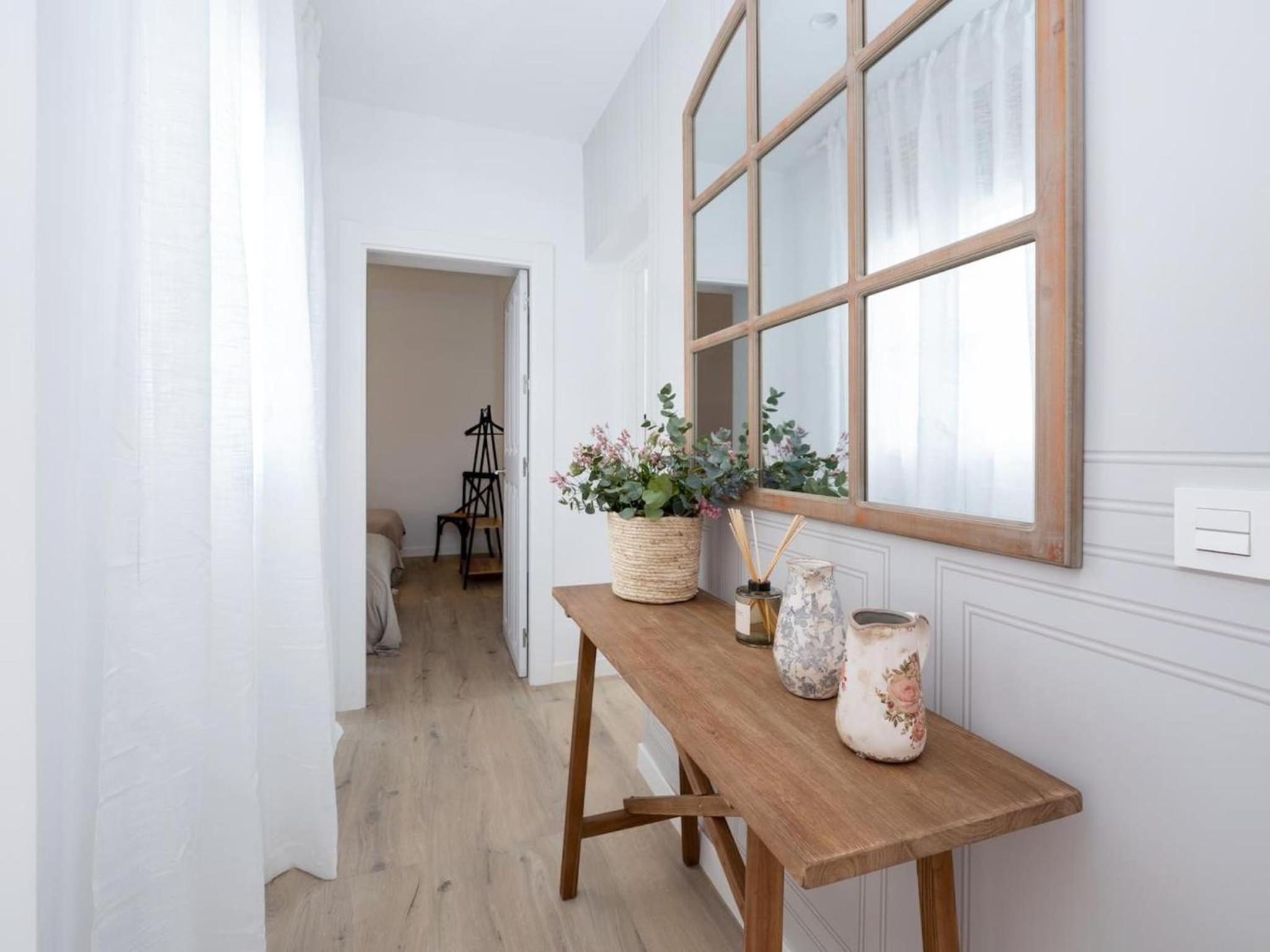 Bright and Elegant Gran Via apartments