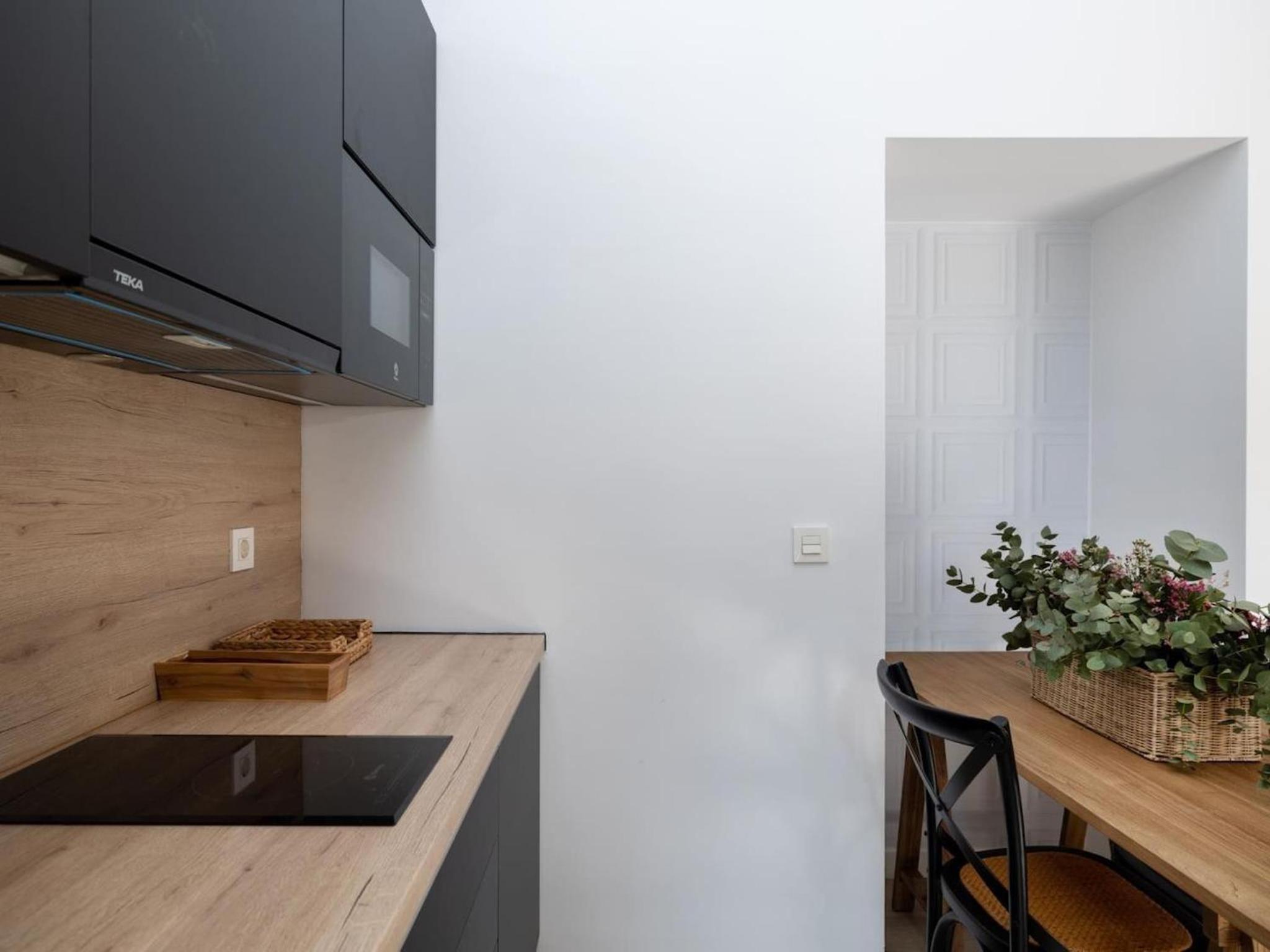 Bright and Elegant Gran Via apartments