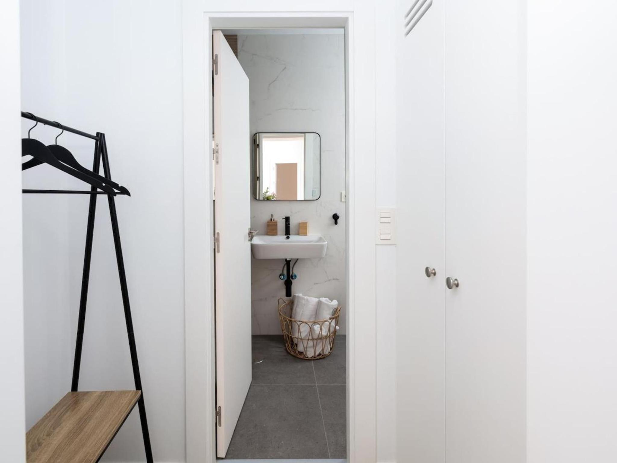 Bright and Elegant Gran Via apartments