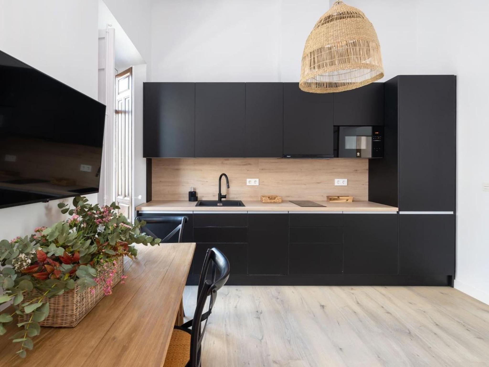 Bright and Elegant Gran Via apartments