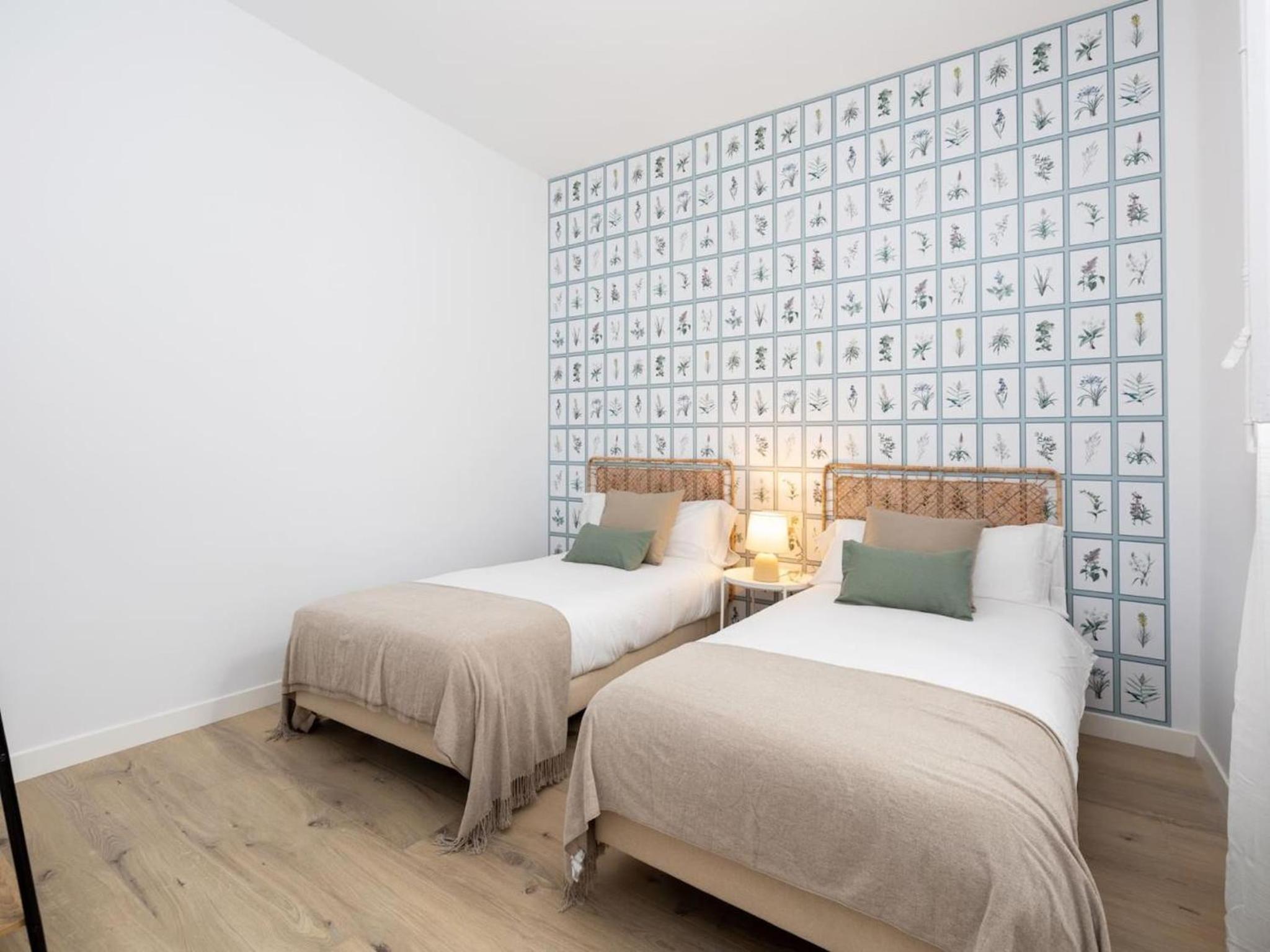 Bright and Elegant Gran Via apartments