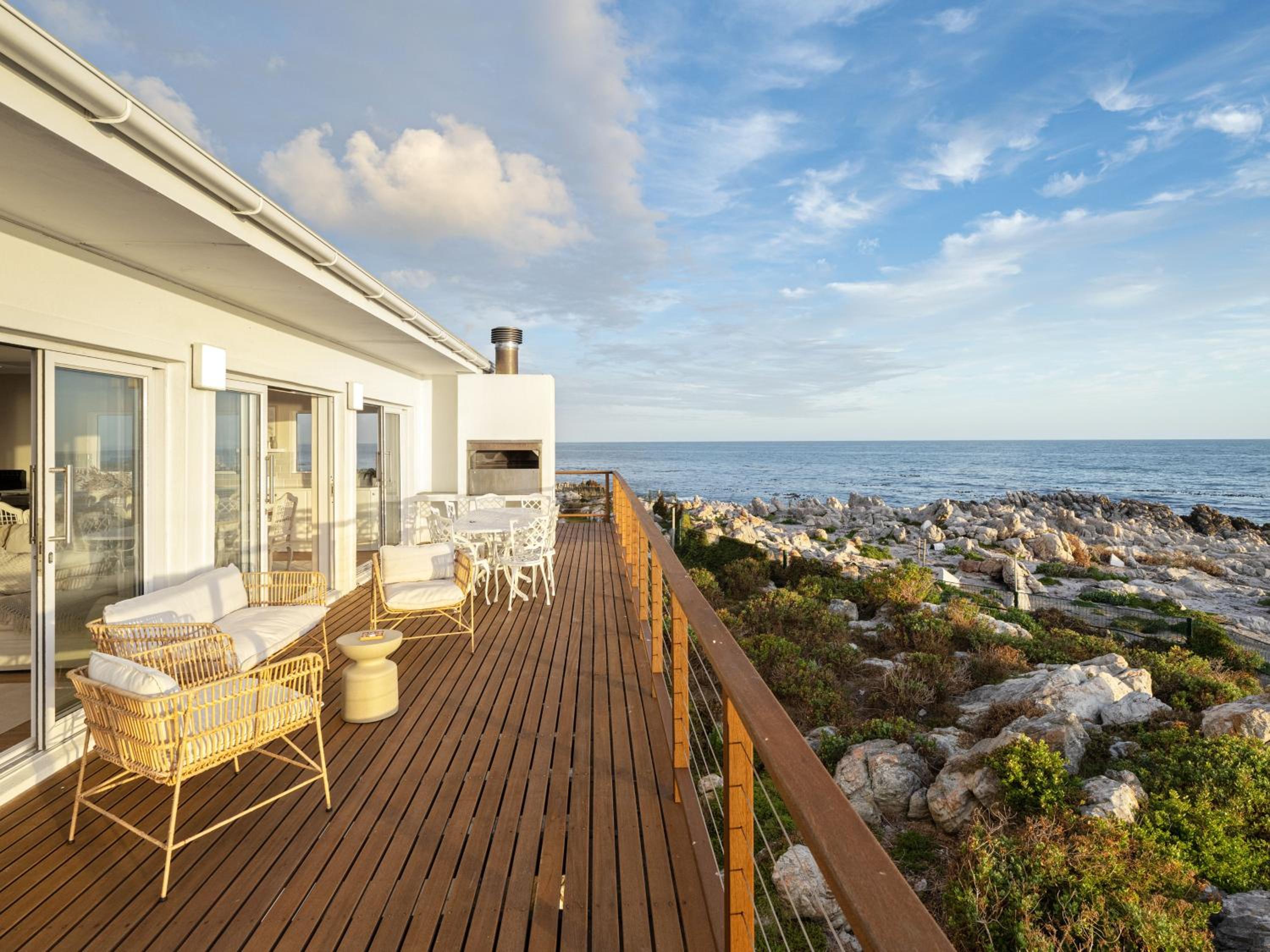 Villa Vista view 4
