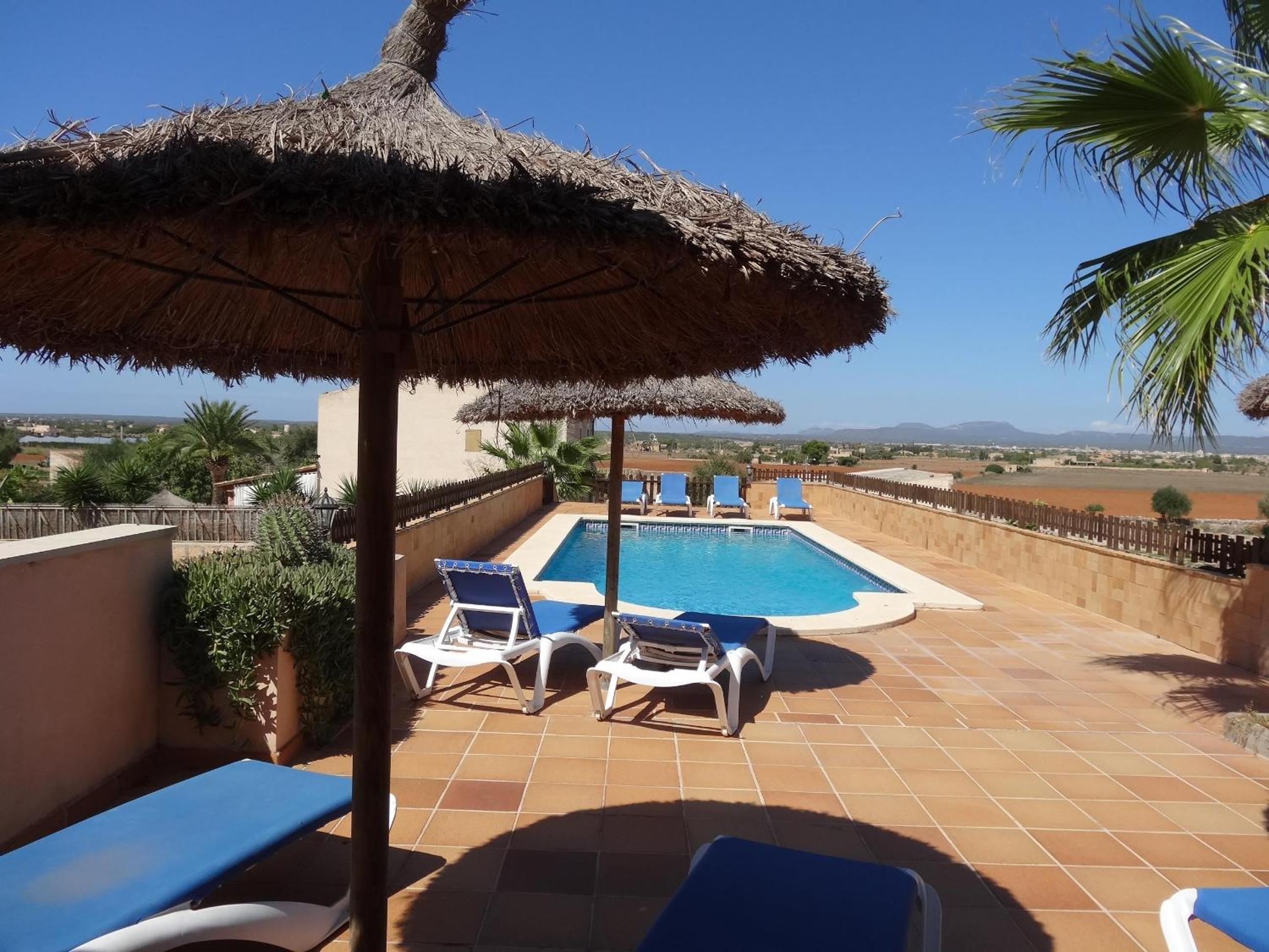 Villa en Campos con piscina privada