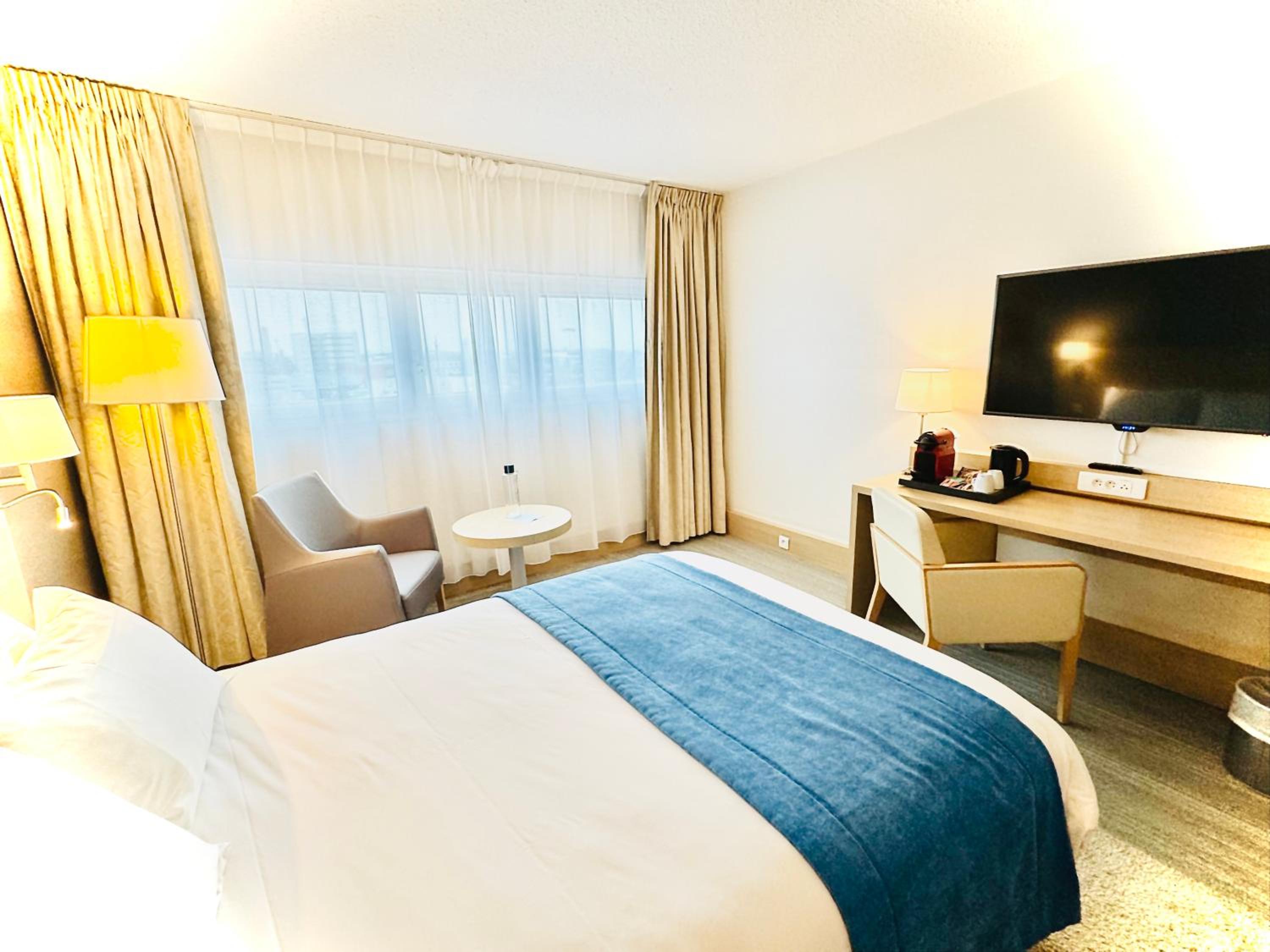 Rungis Vacations - Best Western Plus Paris Orly Airport - Property Image 12