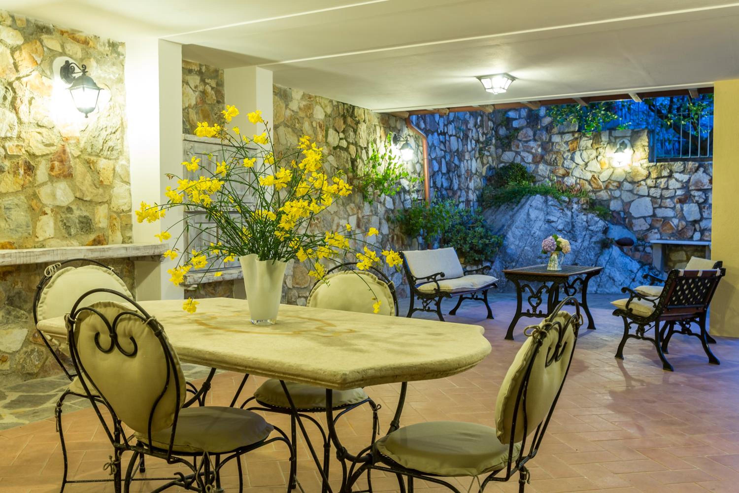 Photo 39