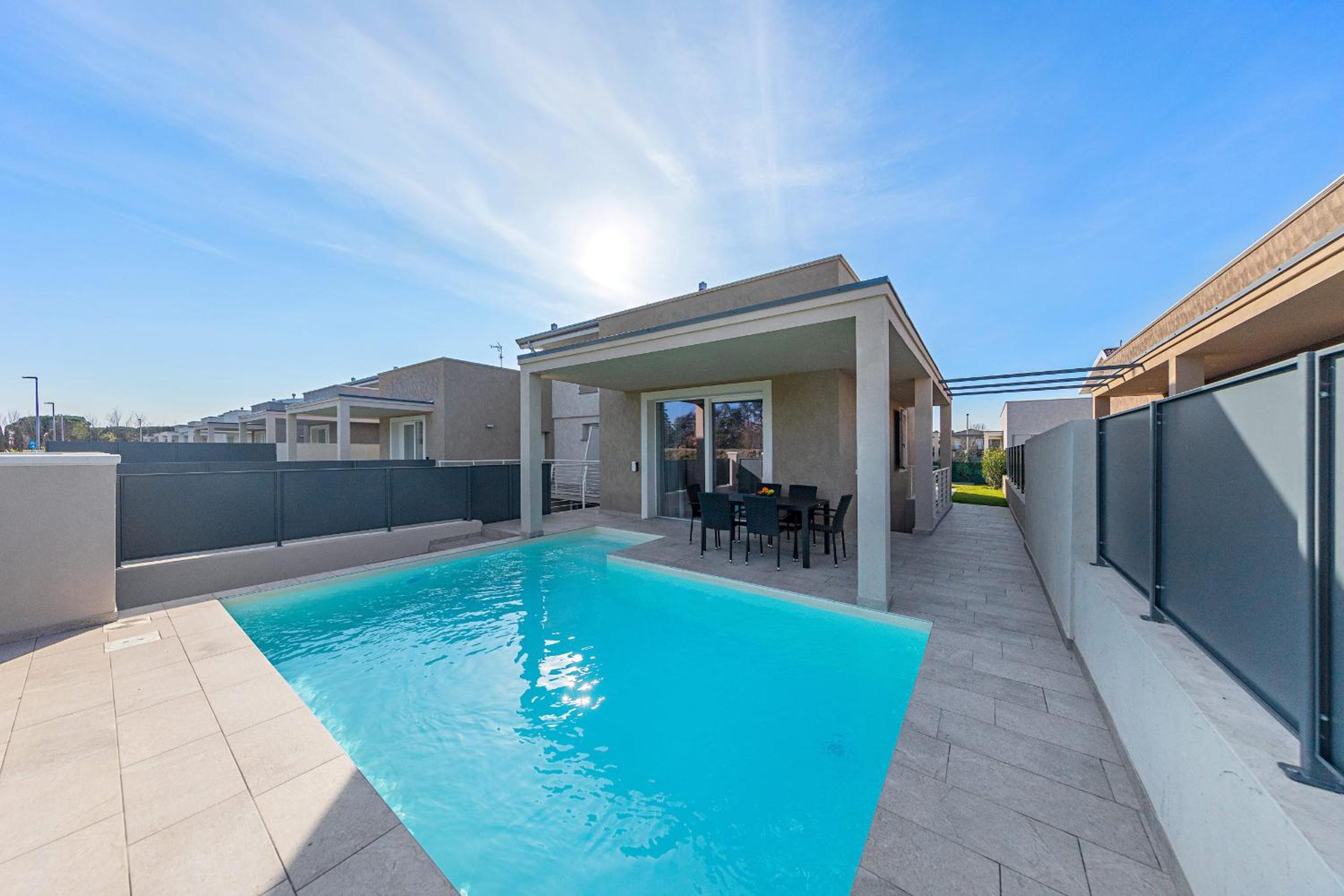Villa Prestige Apartments by Wonderful Italy view 4