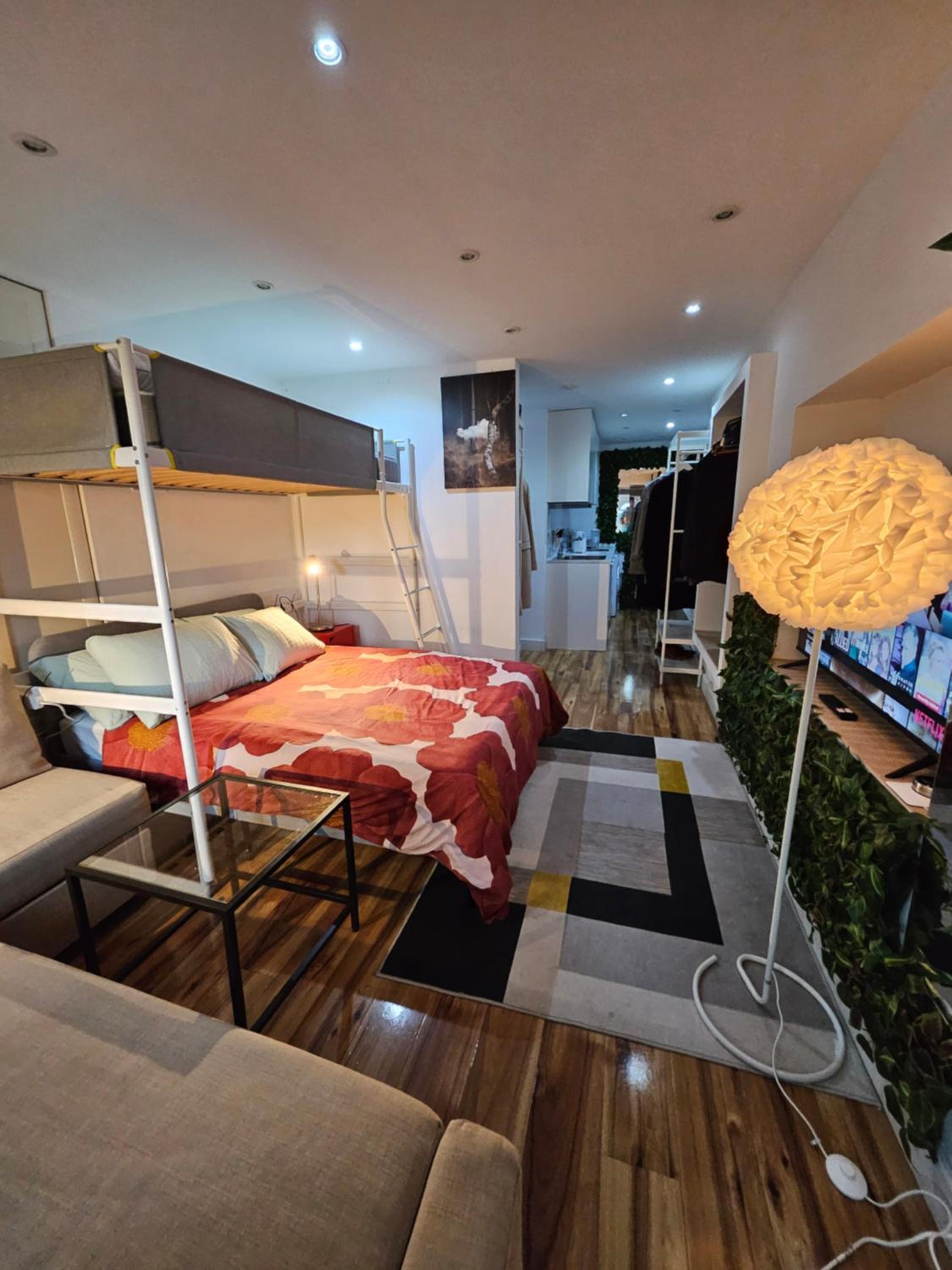 hotel room