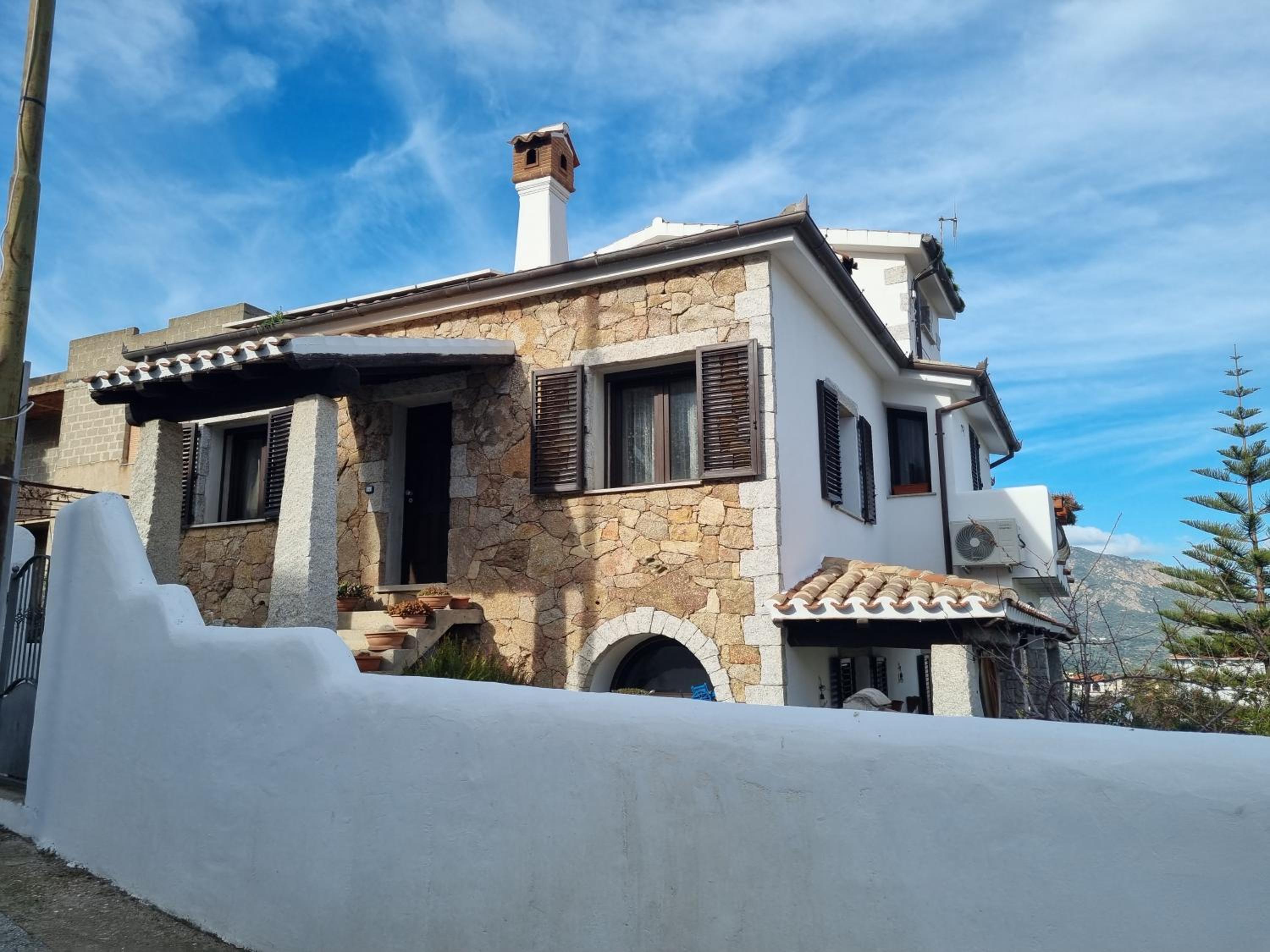 Casa Oliena view 5