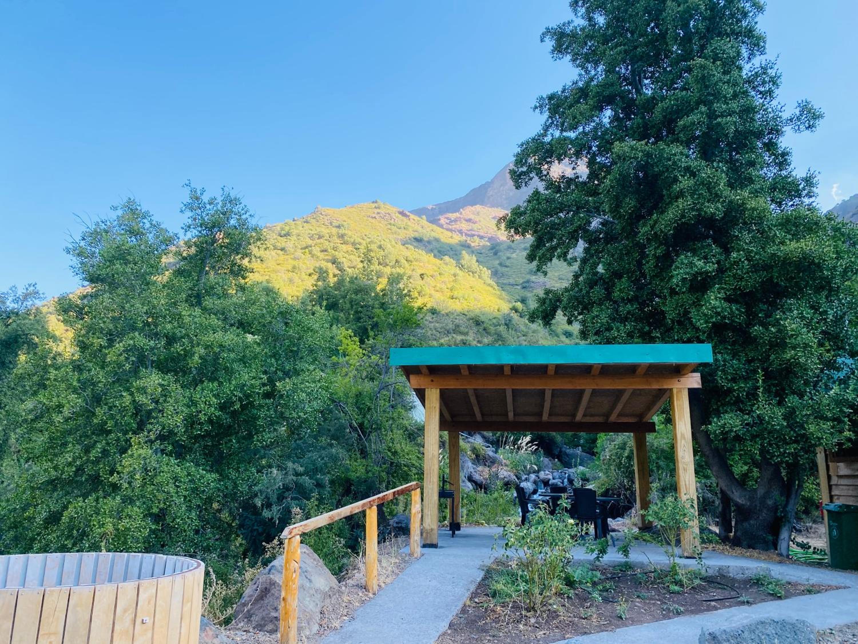 Parque Guaiquivilo, Cabañas de montaña con tinaja privada