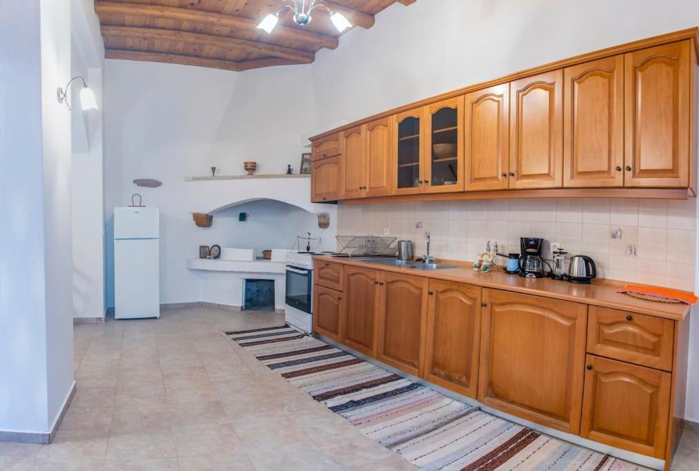 Maisonette Danai next to the sea