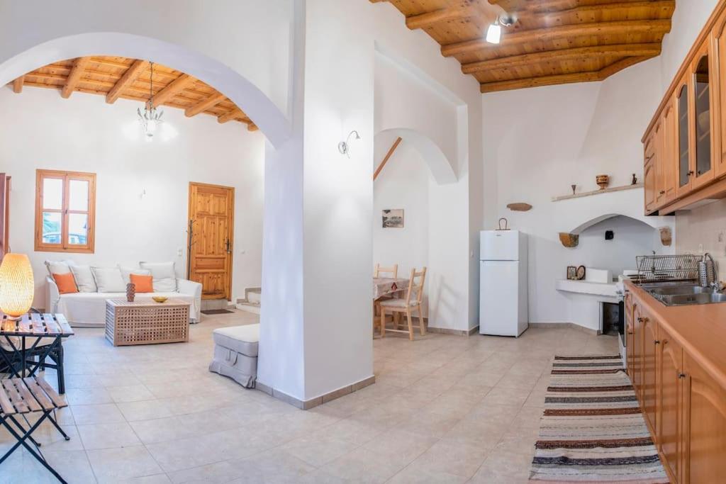 Maisonette Danai next to the sea