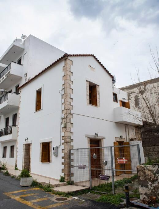 Maisonette Danai next to the sea