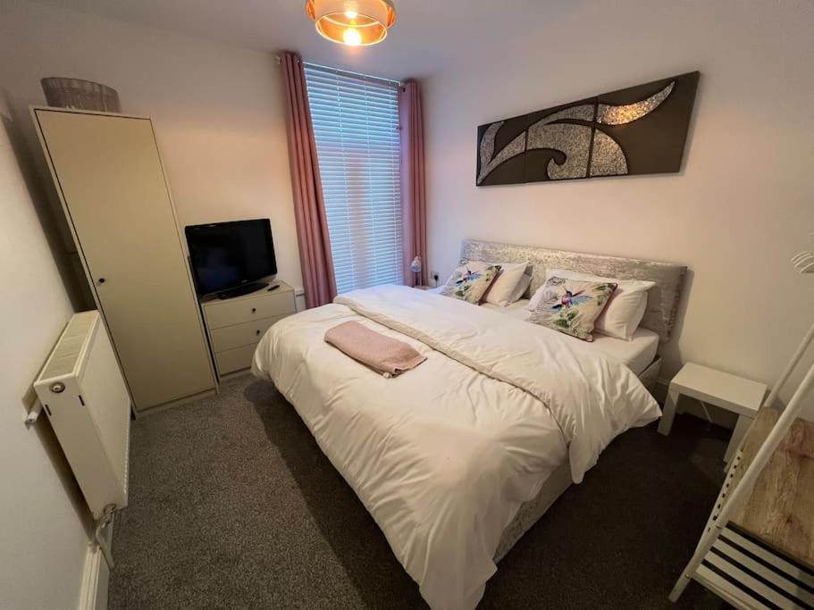 New Flat in Lytham St Annes - Sleeps 4 view 4