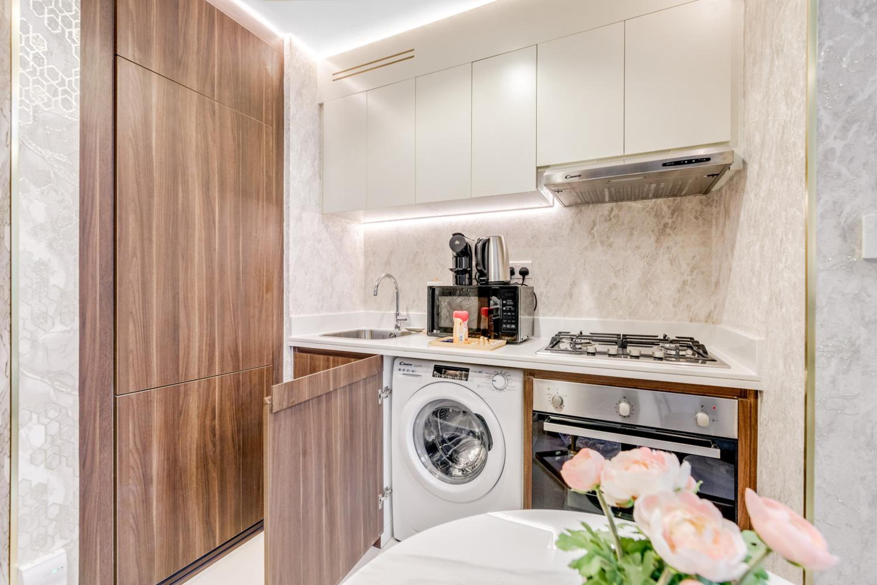 GlobalStay Reva & Vera Residences Business Bay Apartments