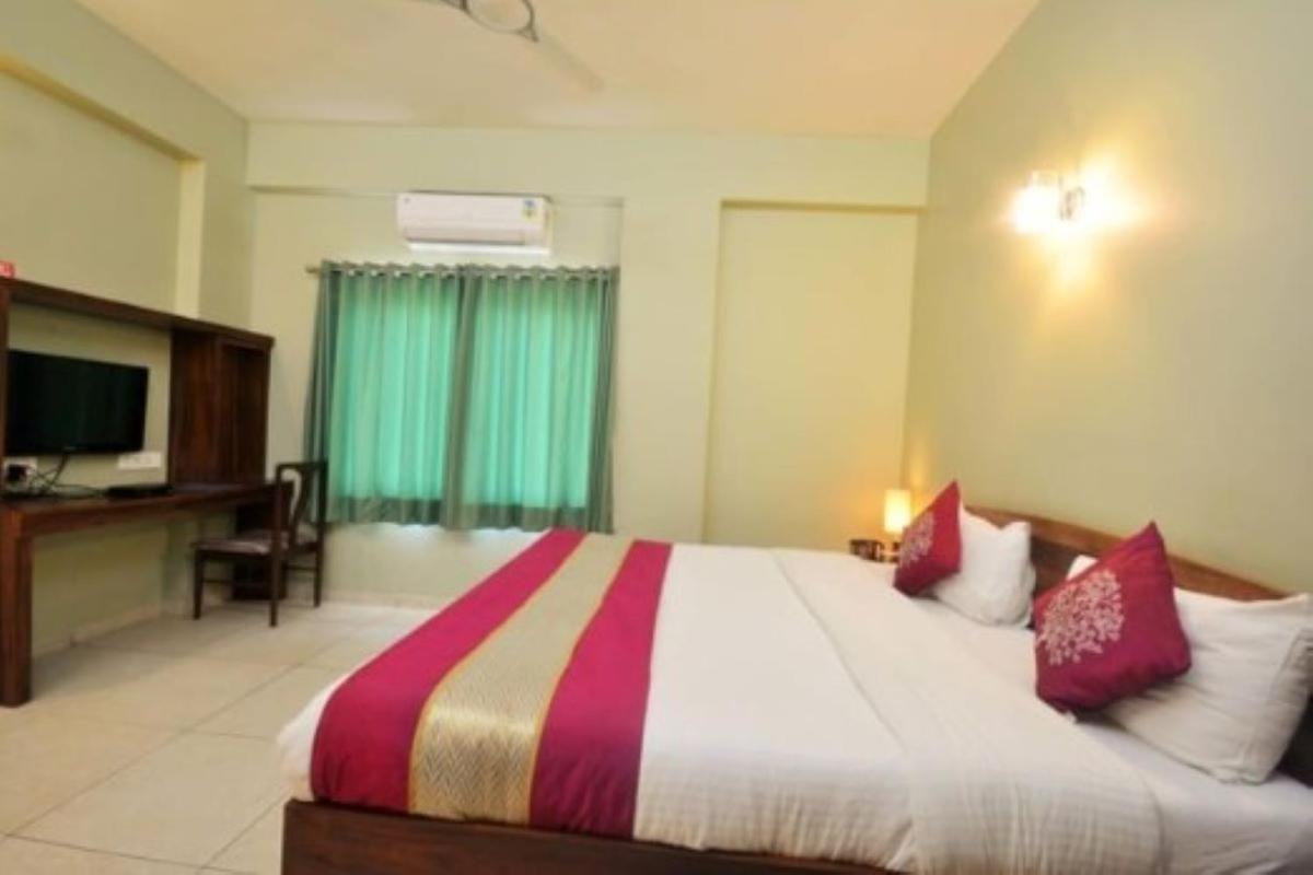 CORPORATE STAY SOLUATION C G ROAD view 2