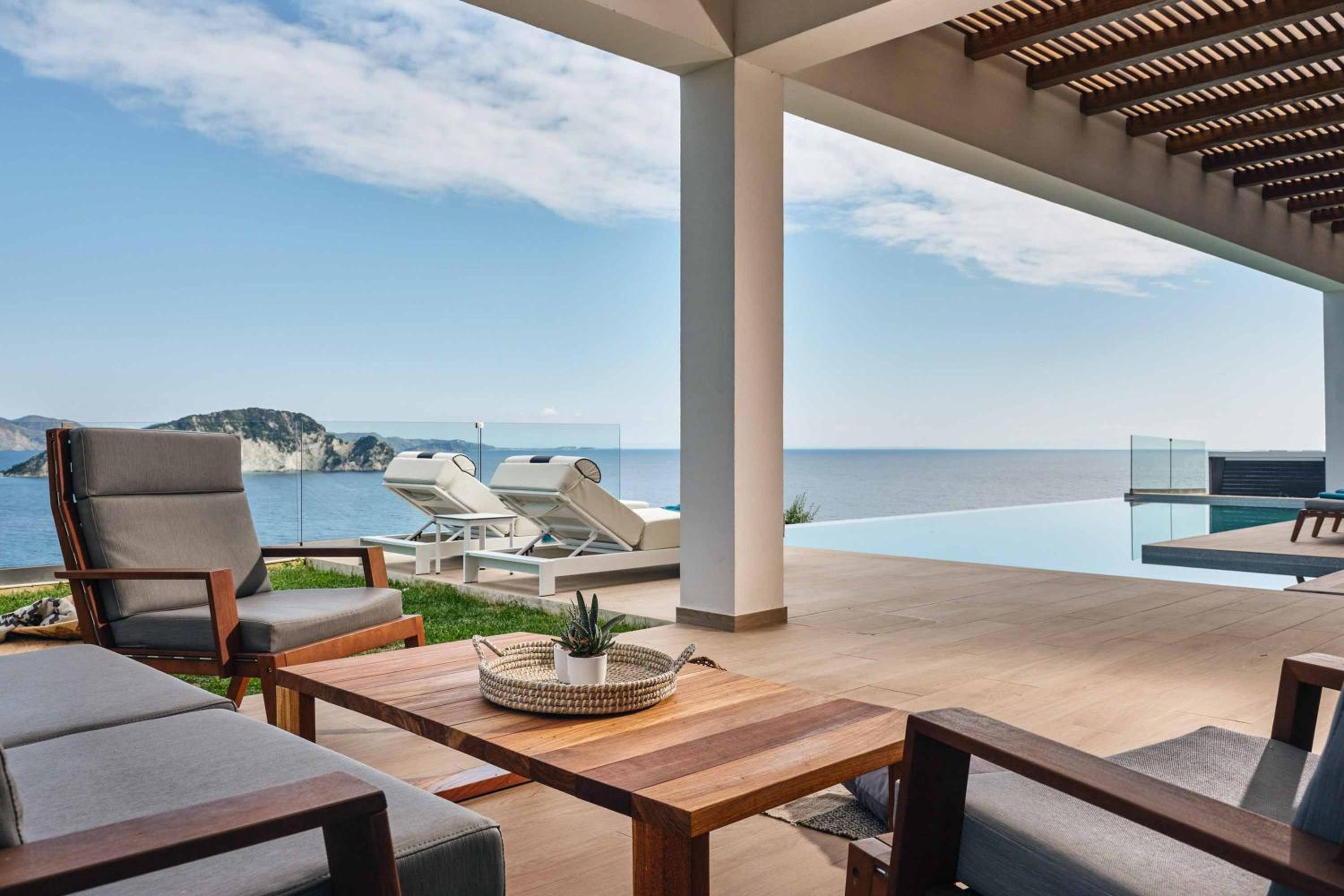 Alkyonides Plumage photo 5