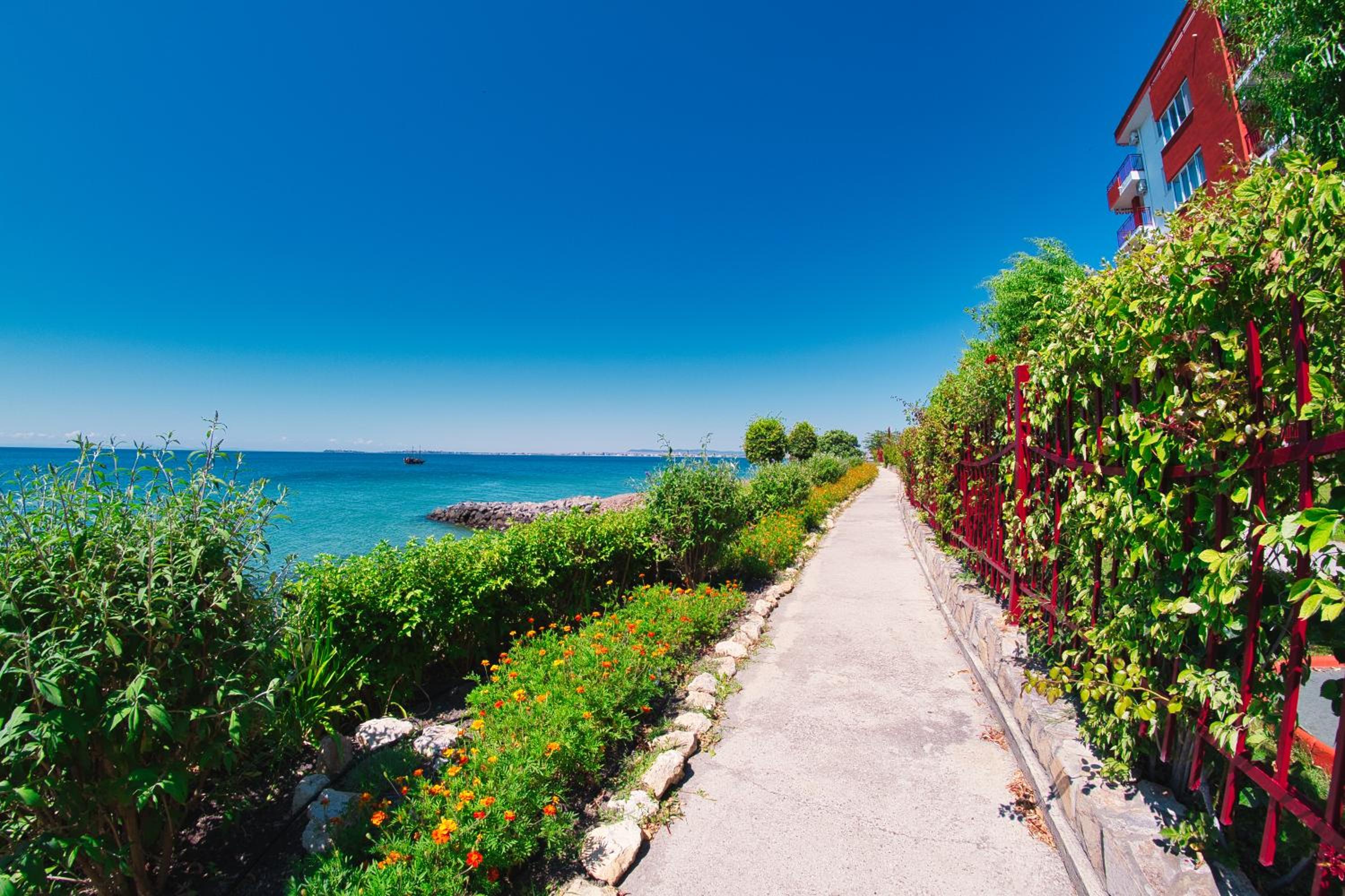 Marina View Fort Beach